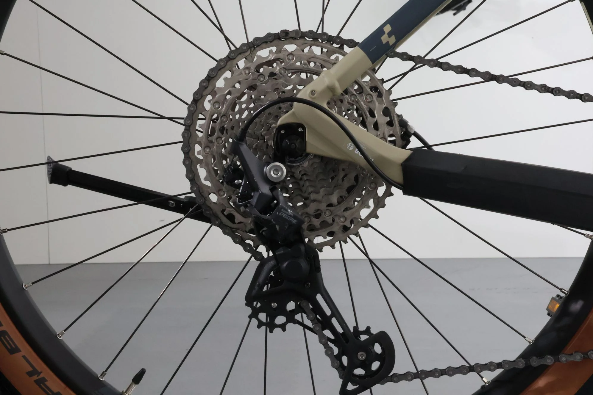 Cube Reaction Hybrid Pro 625 - Image 10