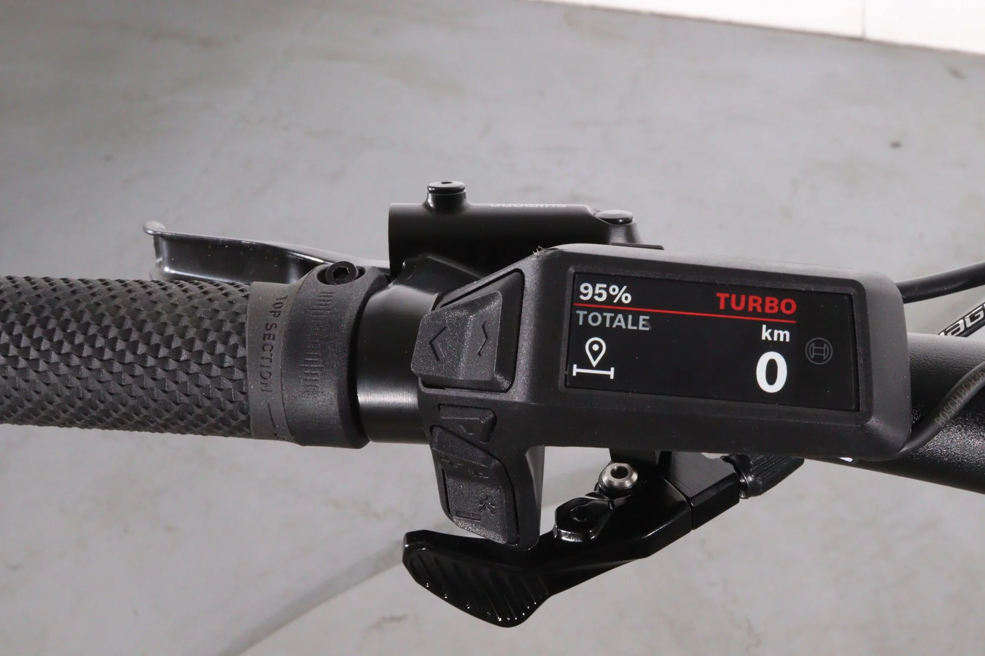 Cube Réaction hybrid pro 800 w - Image 8