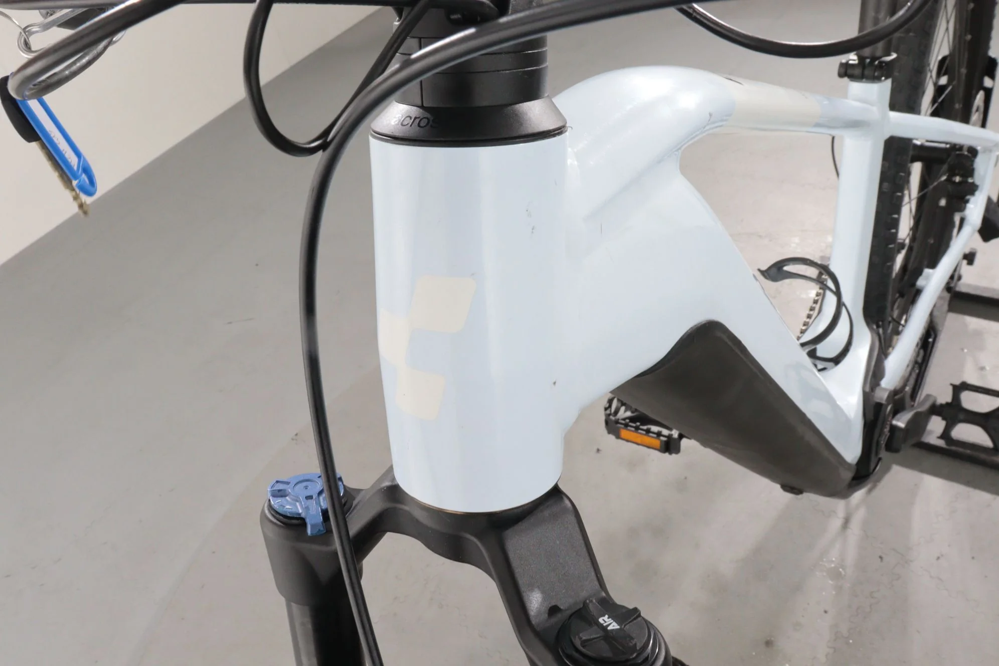 Cube Reaction Hybrid Pro - Image 9