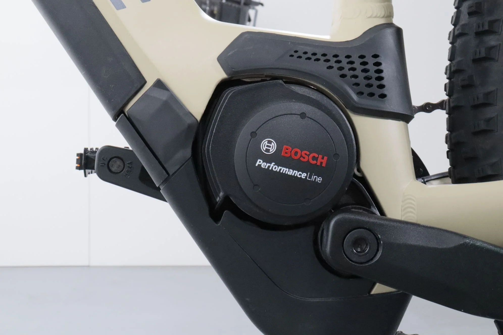 Cube Reaction Hybrid Pro - Image 11