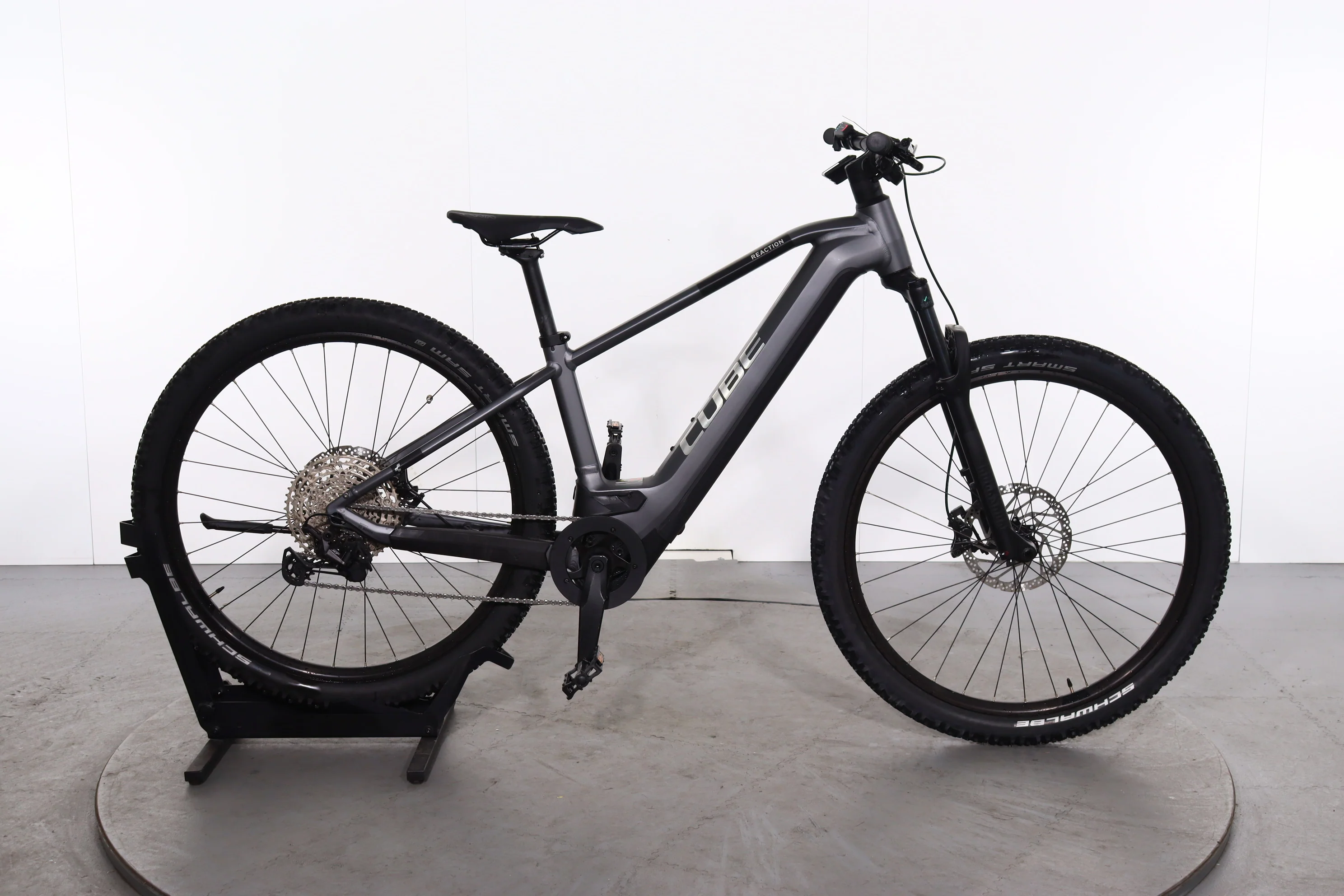 Cube Reaction Hybrid Race 750