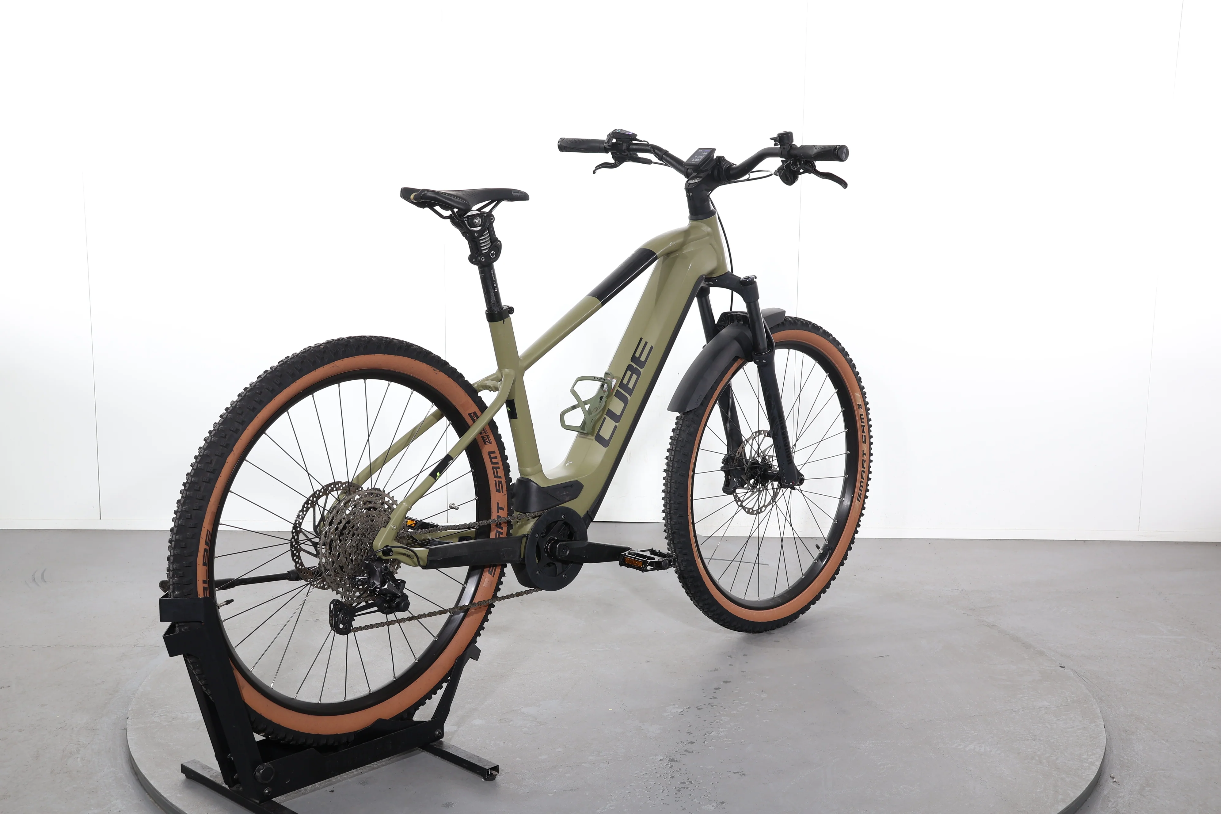 Cube Reaction Hybrid Race 750 - Image 6