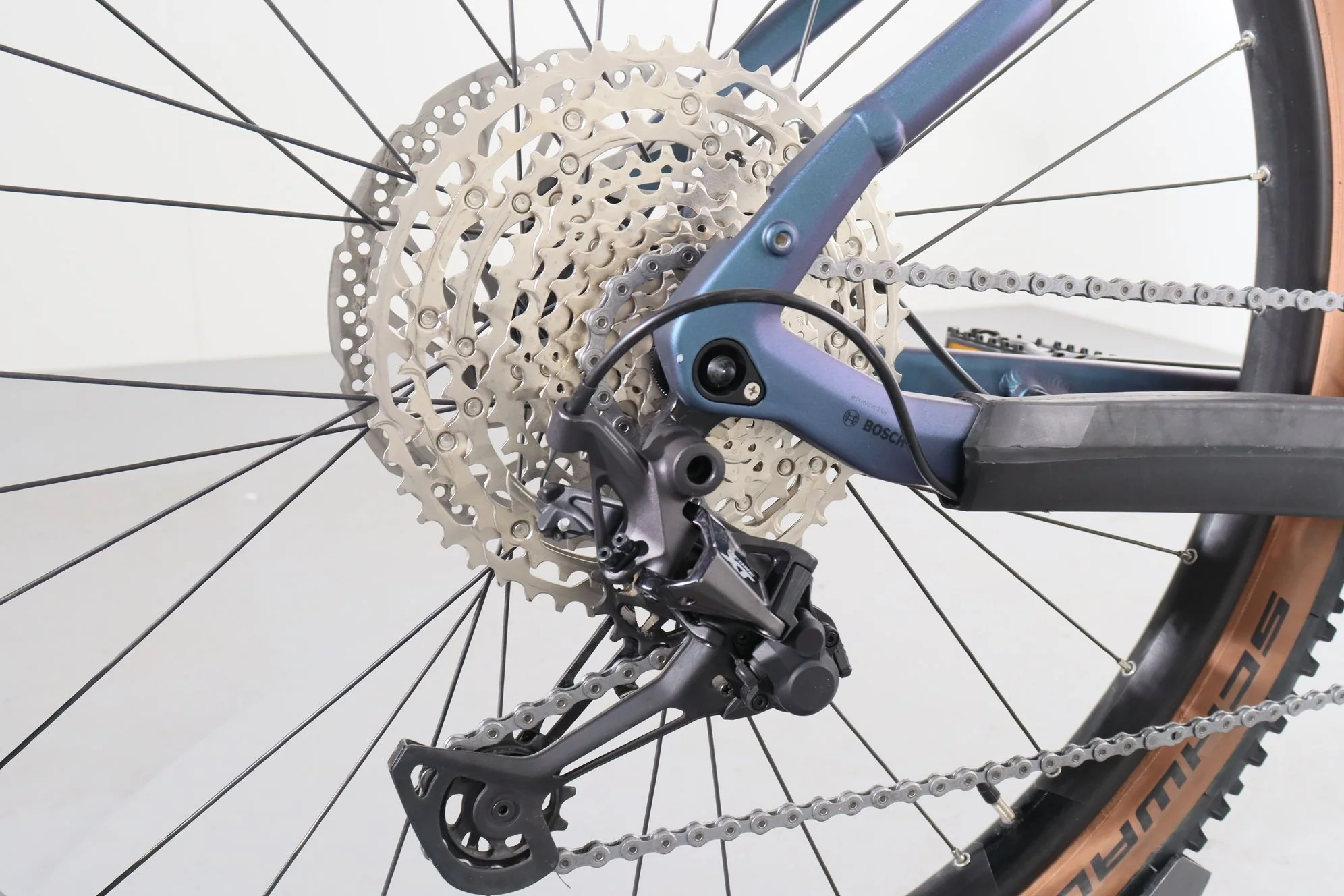 Cube Reaction Hybrid Race 750 - Image 9