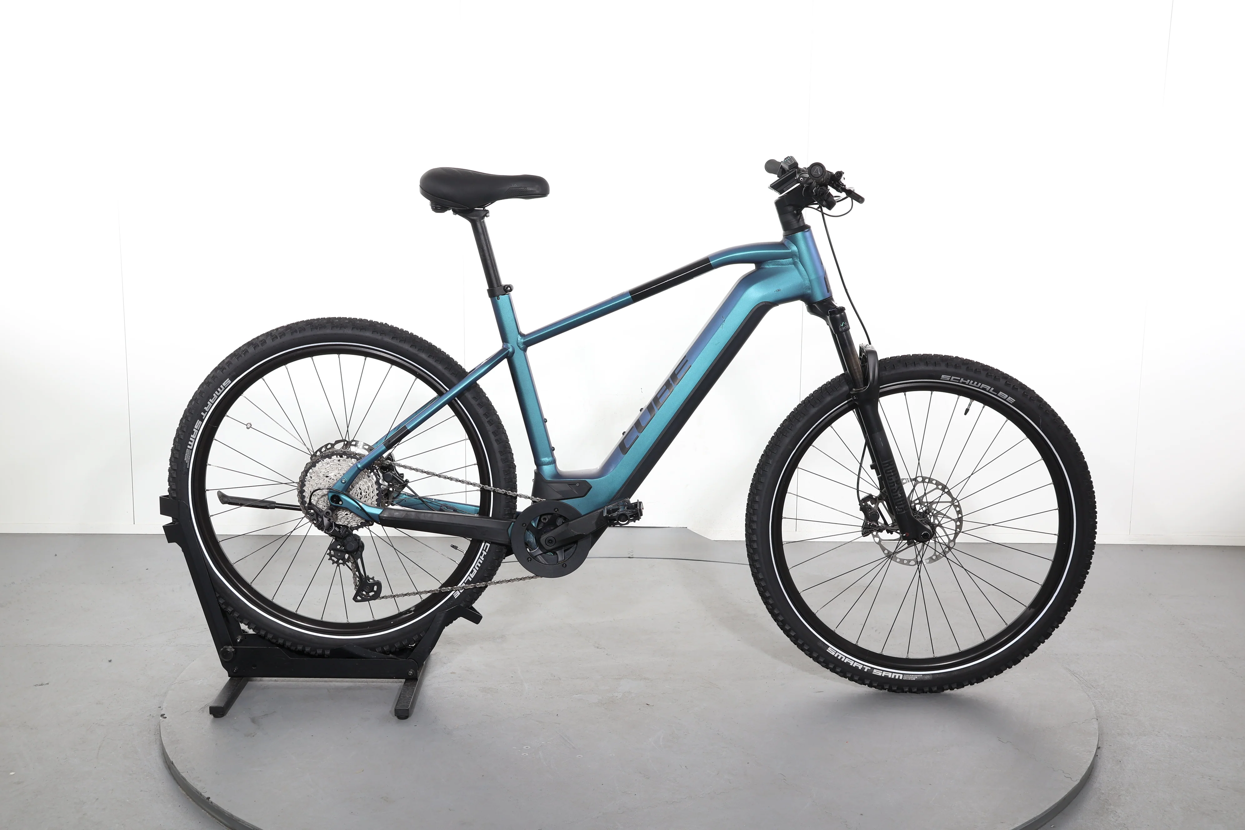 Cube Reaction Hybrid Race 750