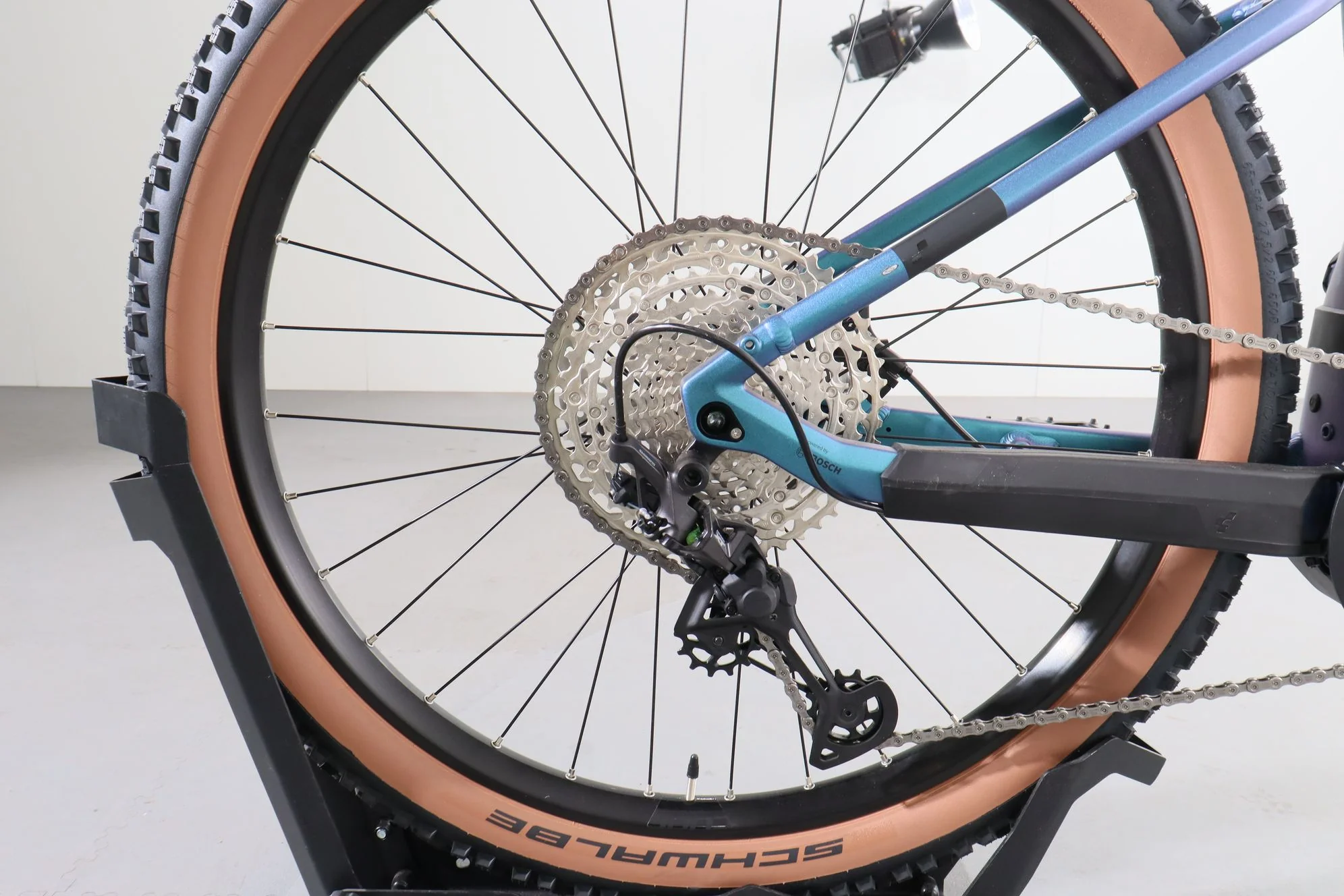 Cube Reaction Hybrid Race 750 - Image 8