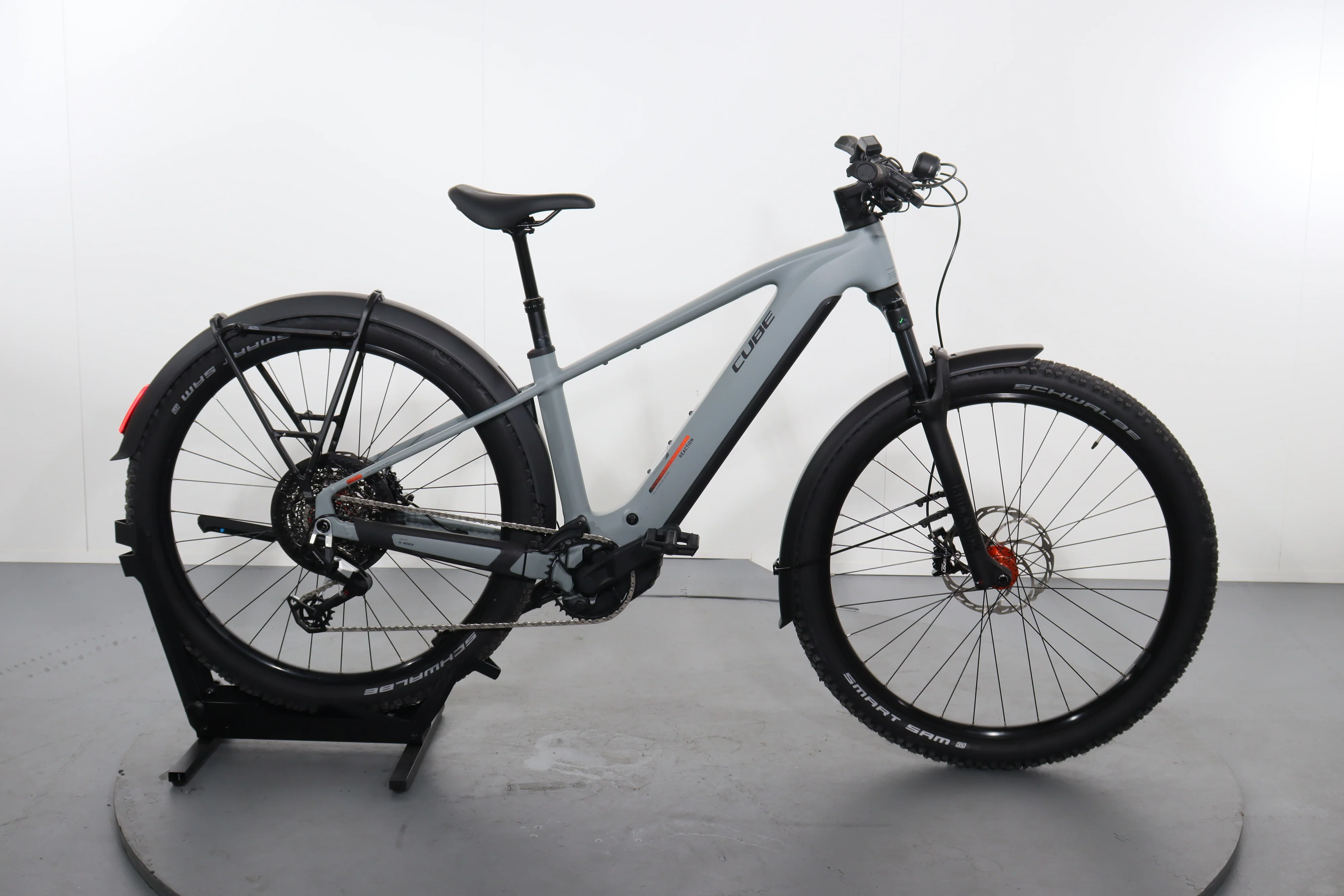 Cube Reaction Hybrid Race 800 FE