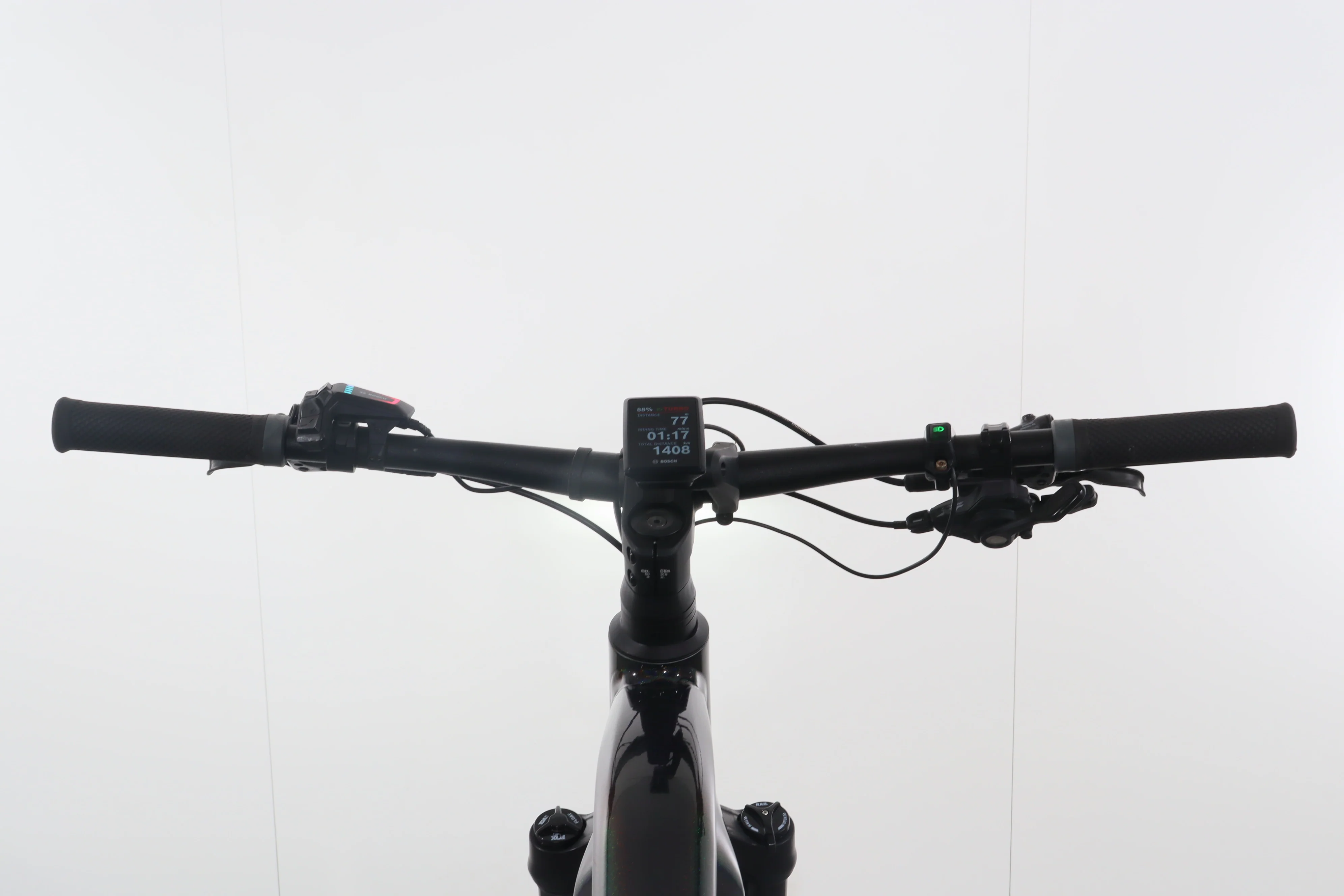 Cube Reaction Hybrid Slt 750 - Image 7