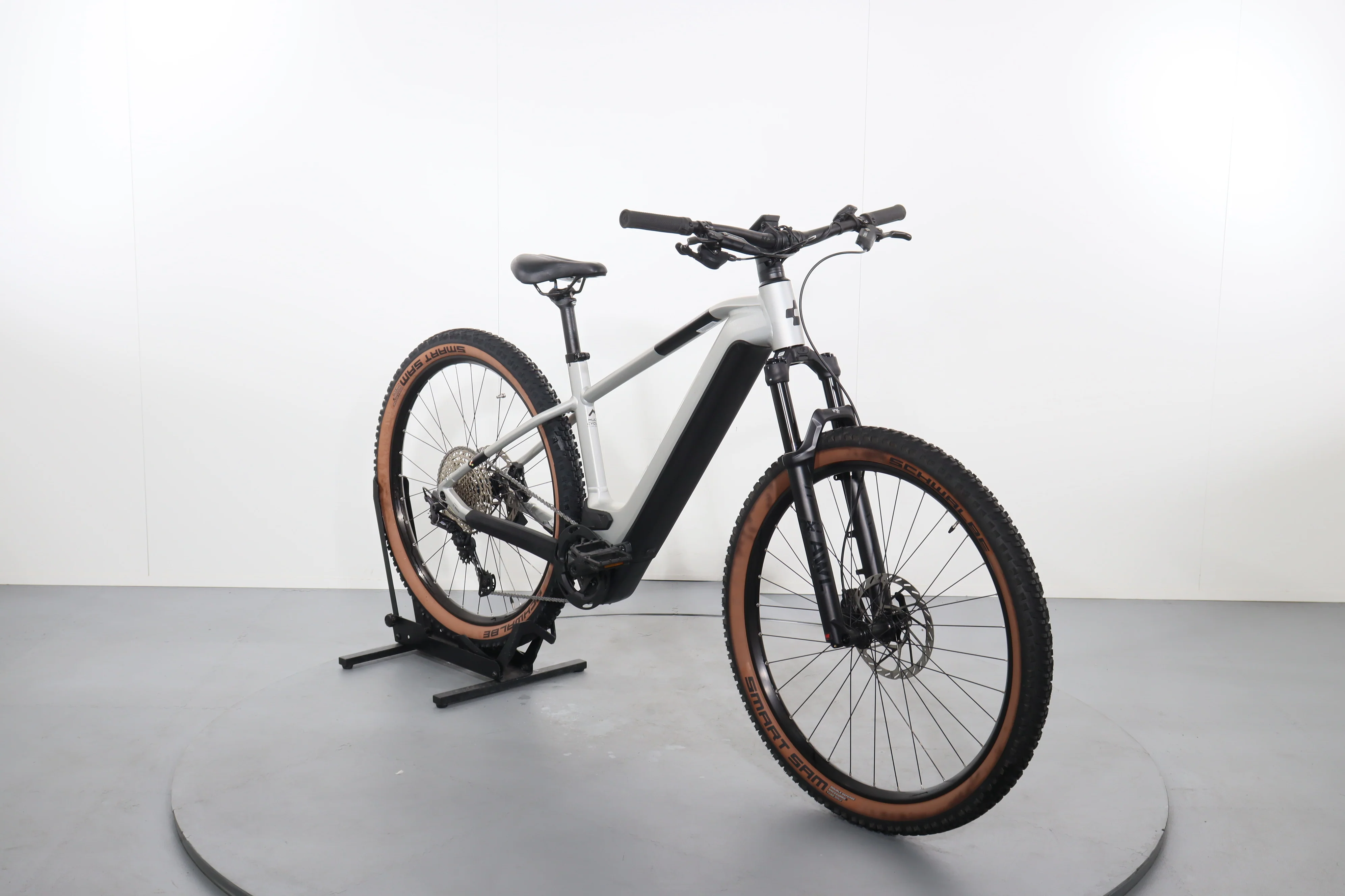 Cube Reaction Hybrid SLX 750 - Image 2