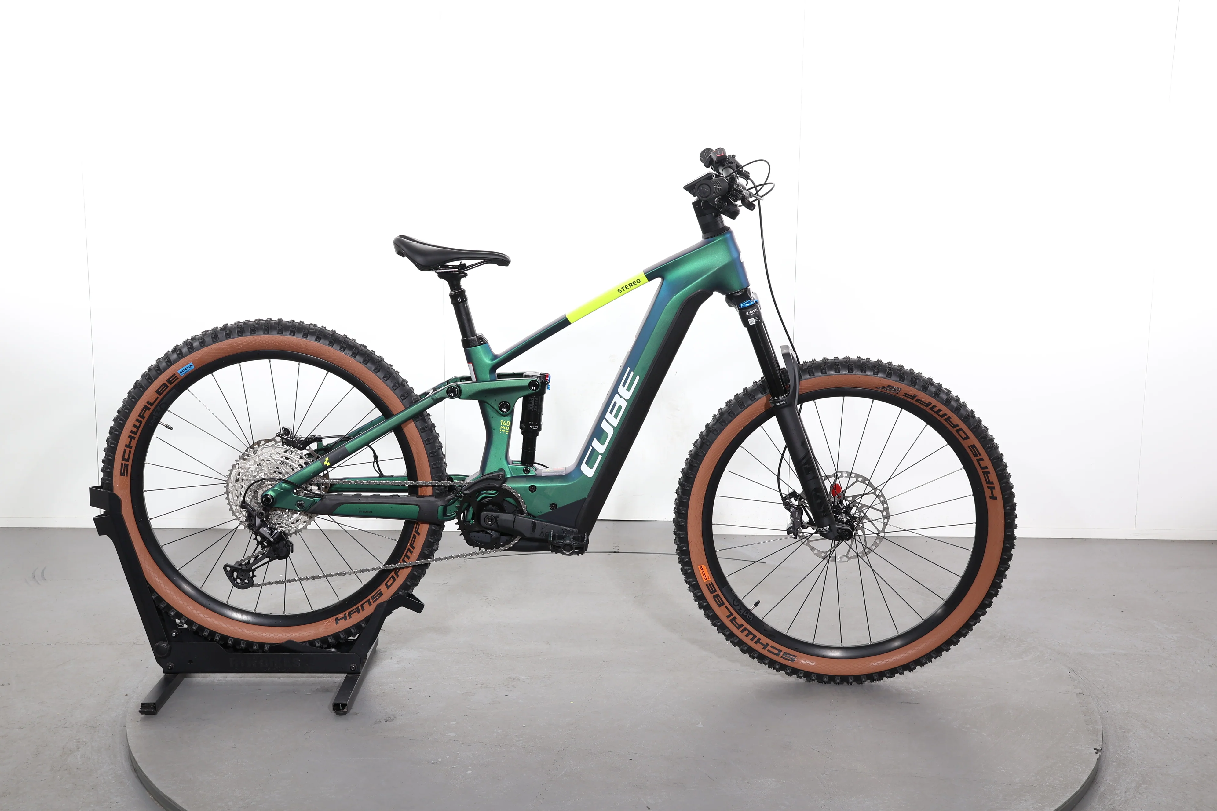 Cube Reaction Hybrid SLX 750