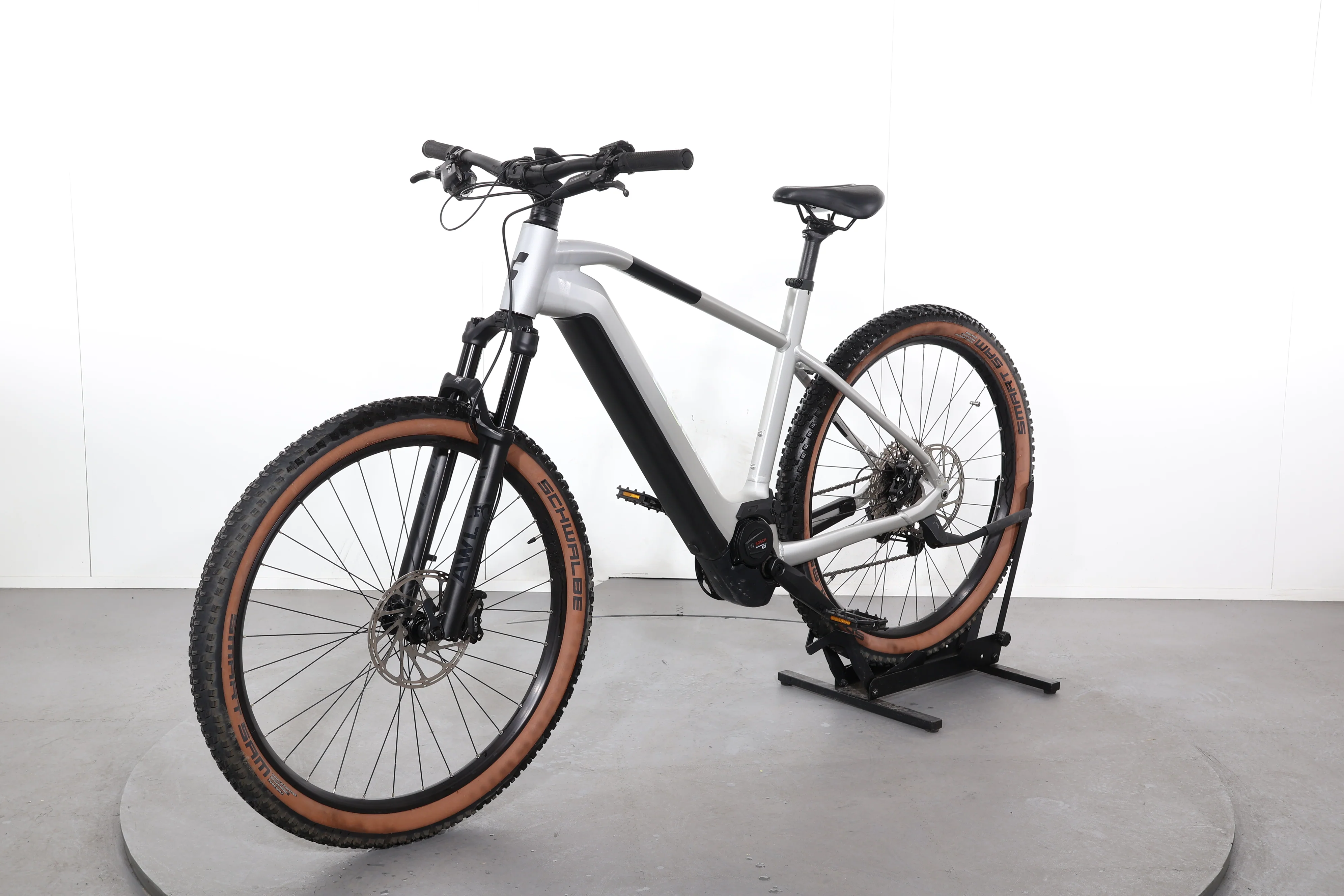 Cube Reaction Hybrid Slx 750 - Image 3