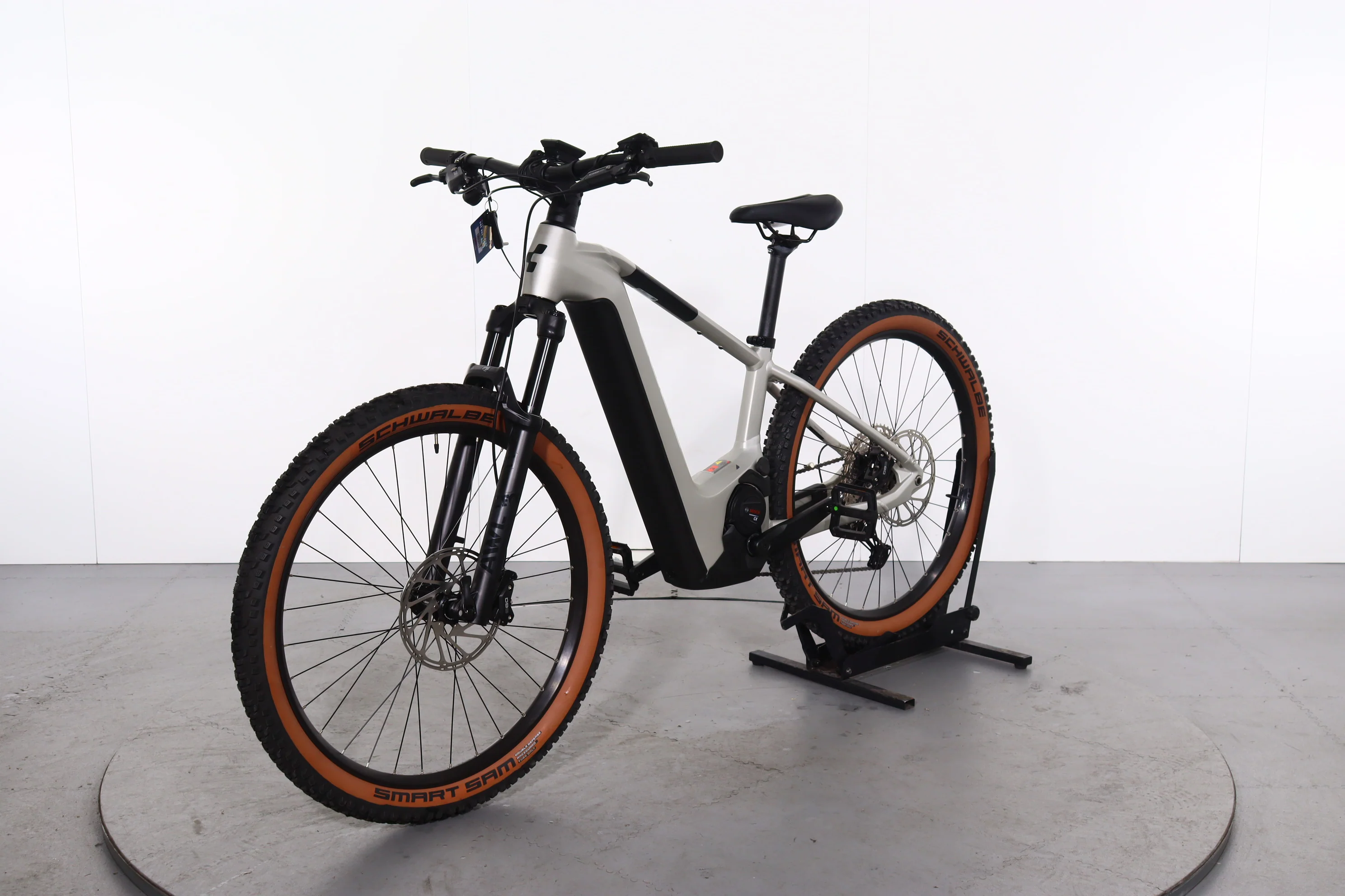 Cube Reaction Hybrid SLX - Image 4