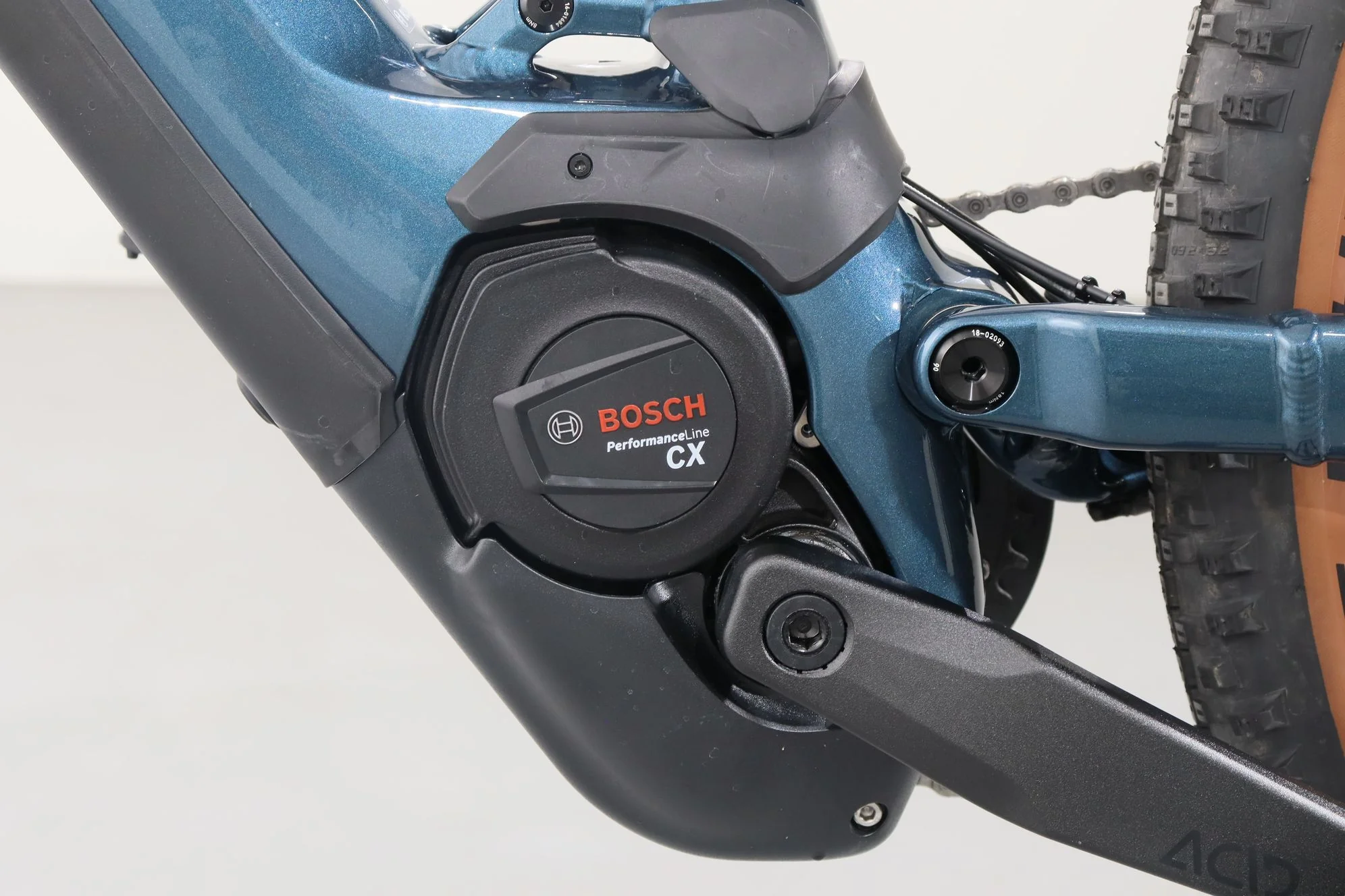 Cube Stereo Hybrid 120 Race 750 - Image 11