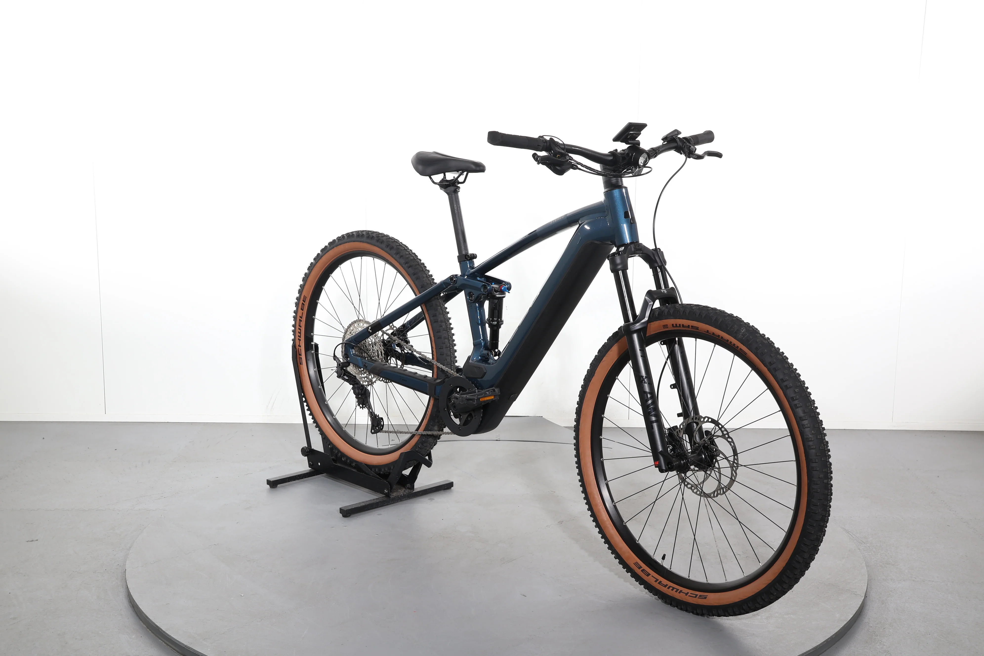 Cube Stereo Hybrid 120 Race 750 - Image 2