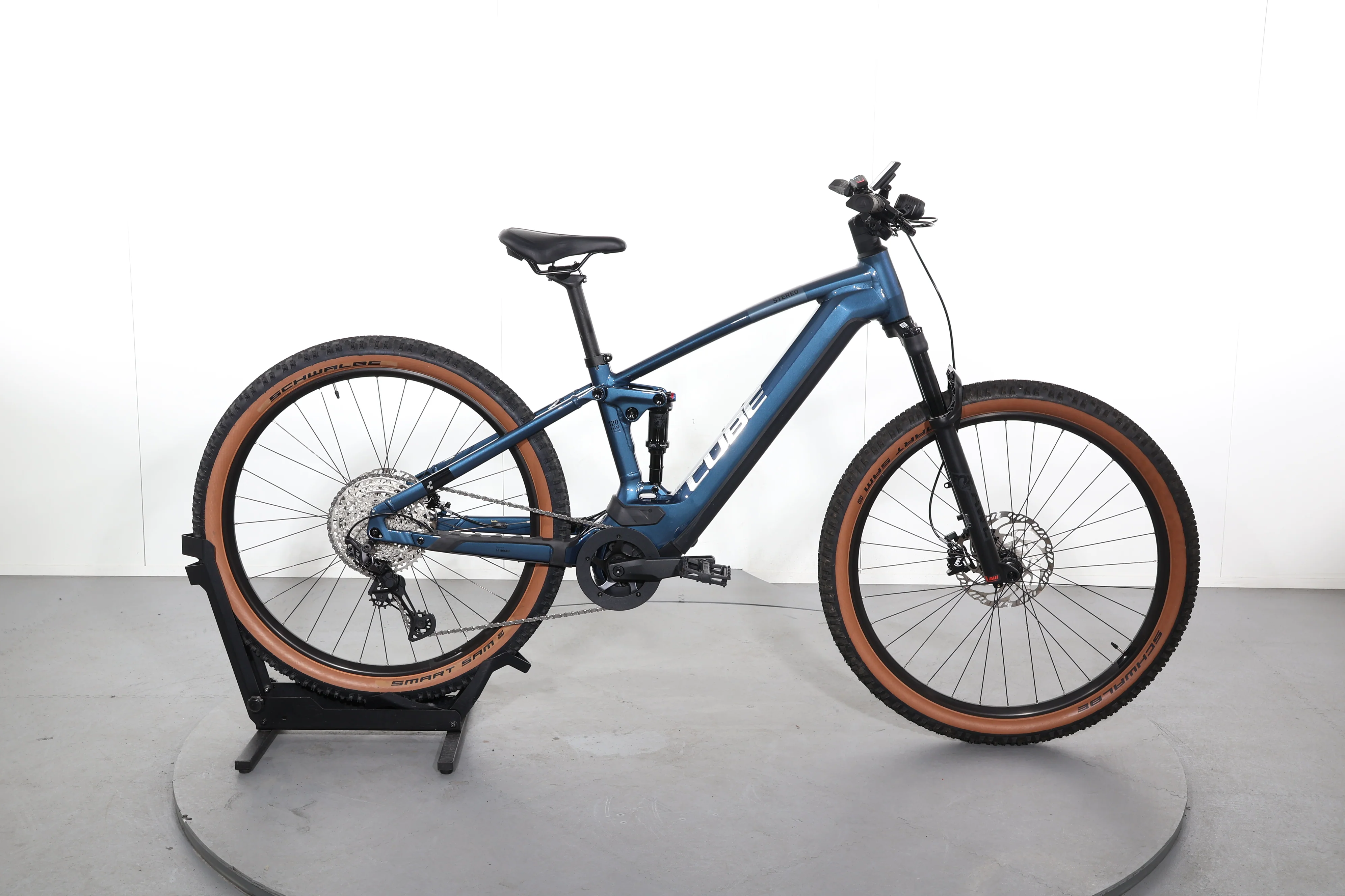 Cube Stereo Hybrid 120 Race 750
