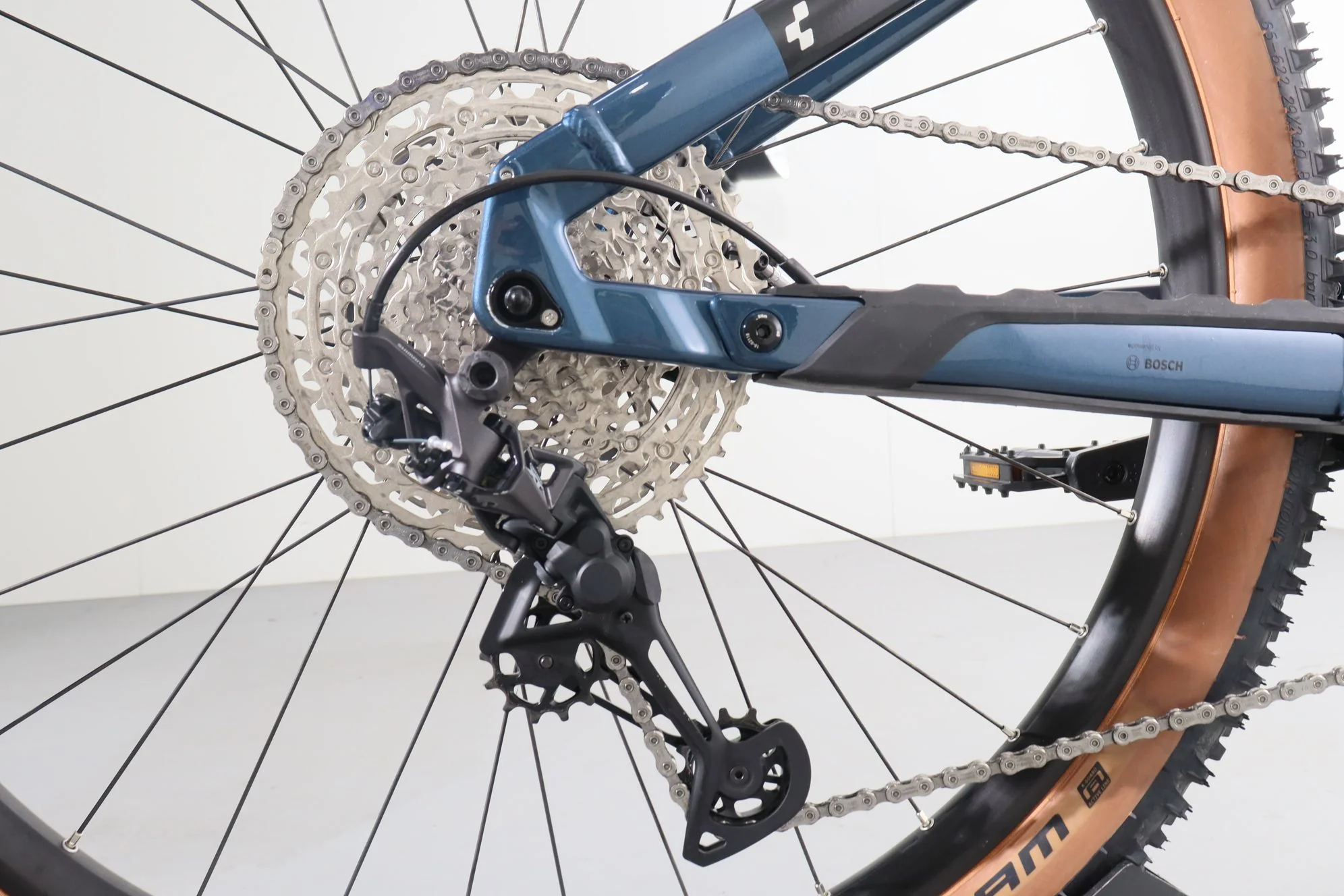 Cube Stereo Hybrid 120 Race 750 - Image 10