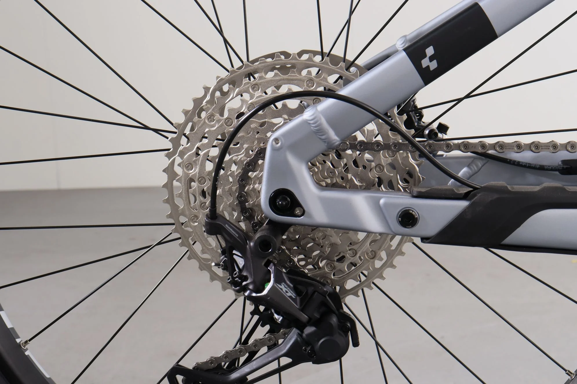 Cube Stereo Hybrid 120 Race 750 - Image 11