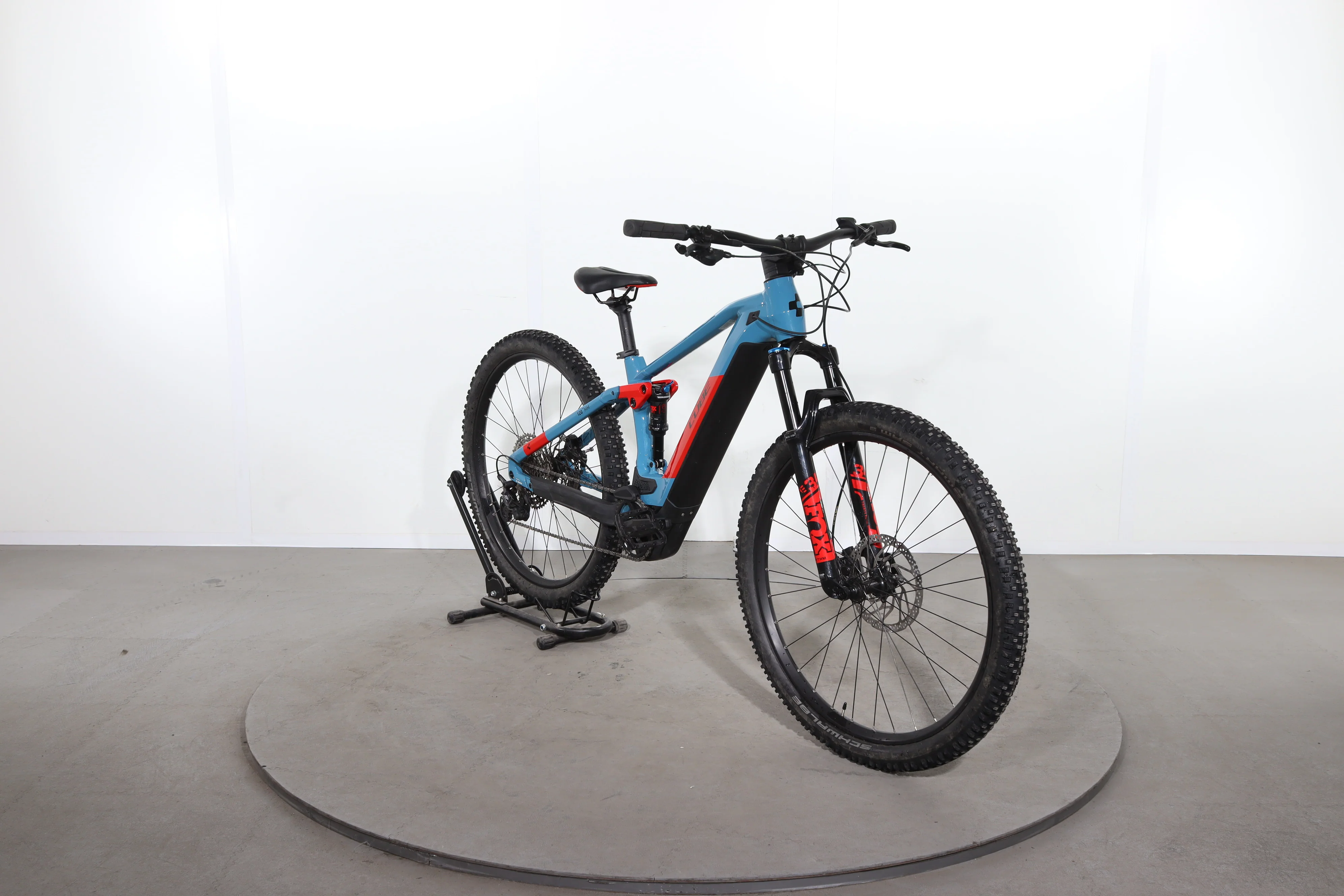 Cube Stereo Hybrid 120 Race - Image 2