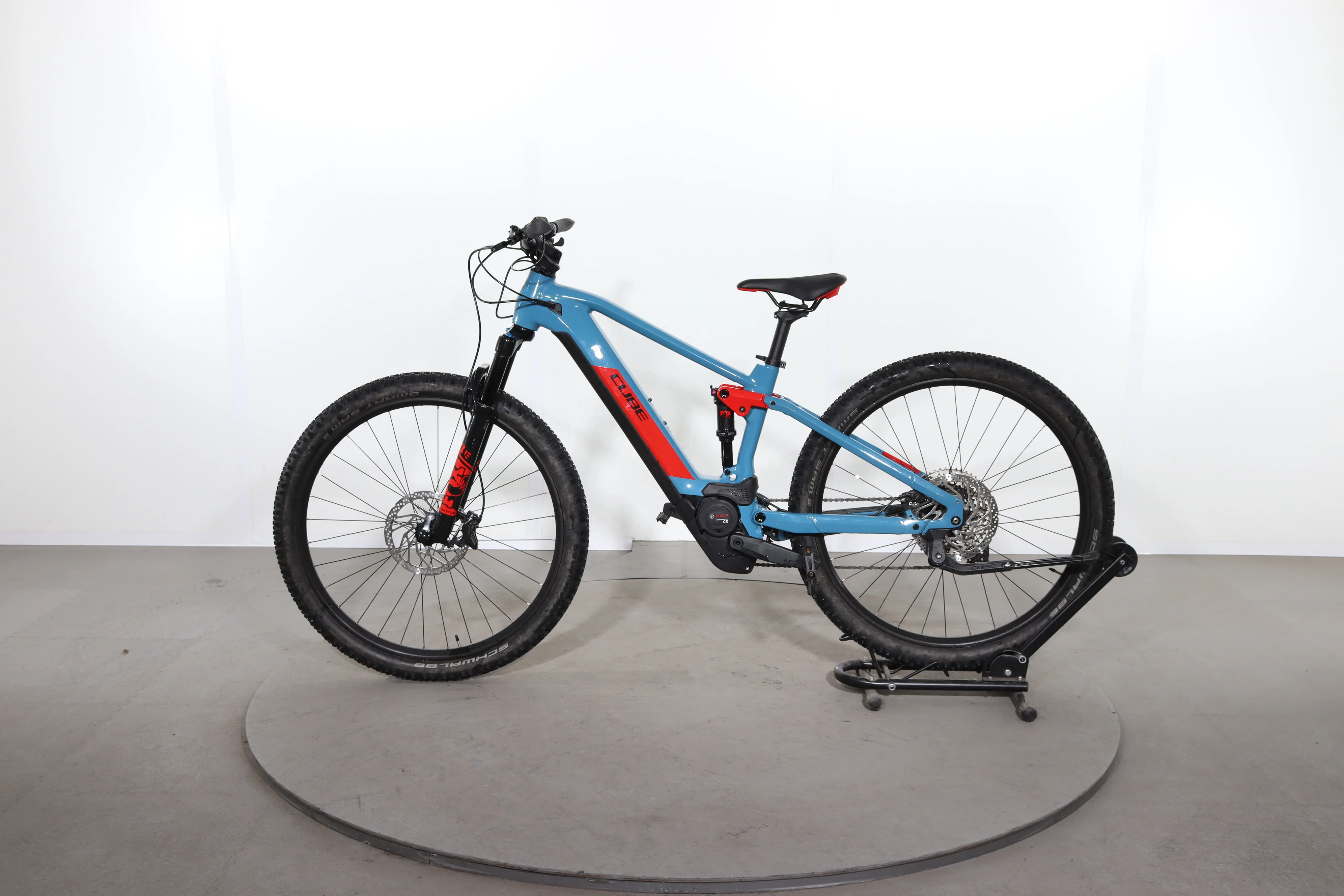 Cube Stereo Hybrid 120 Race - Image 4