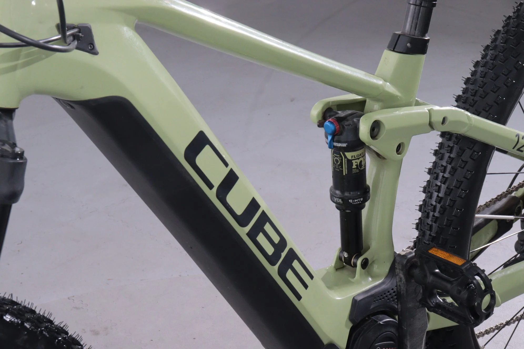 Cube Stereo Hybrid 120 Race - Image 11