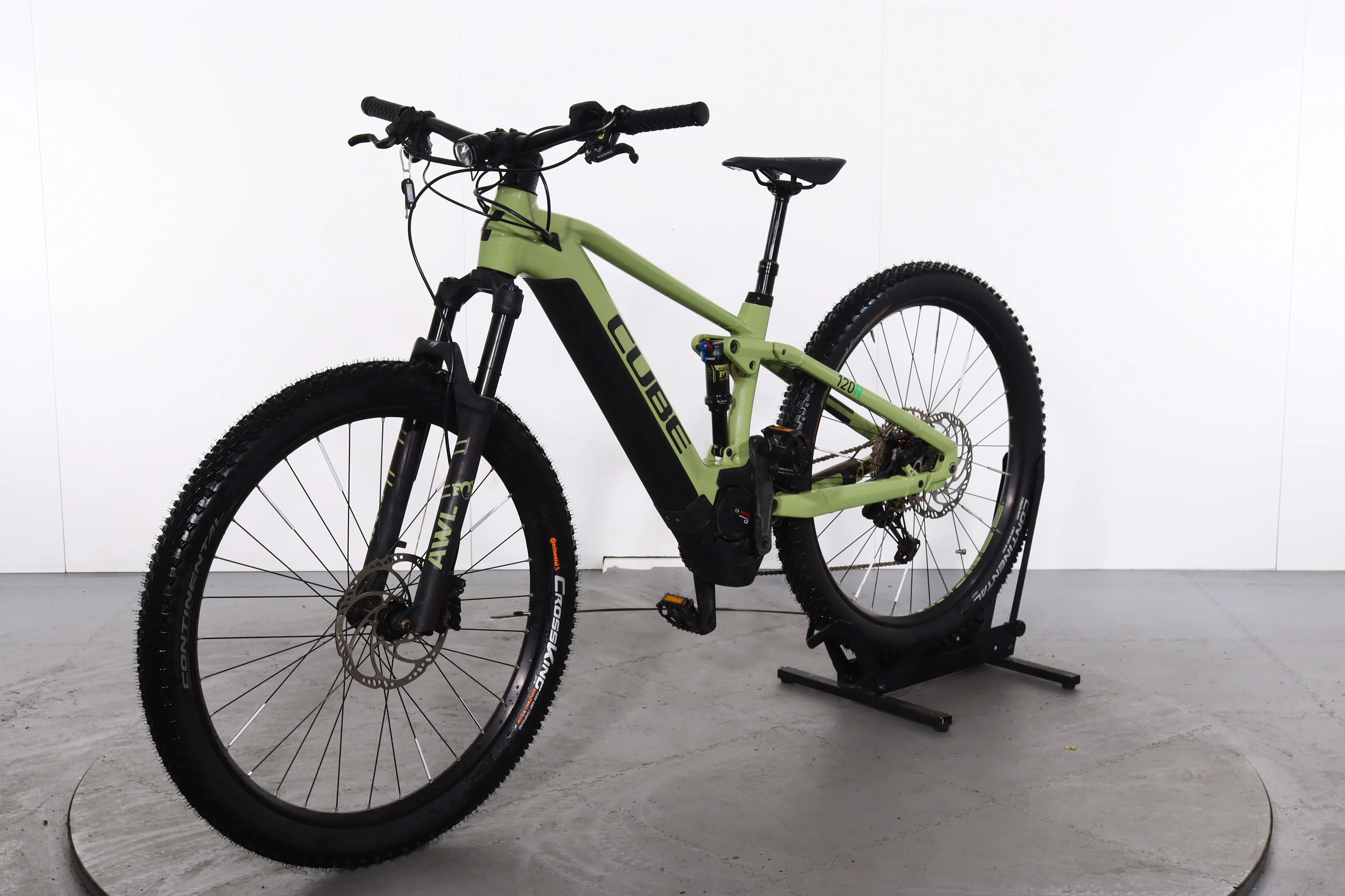 Cube Stereo Hybrid 120 Race - Image 4