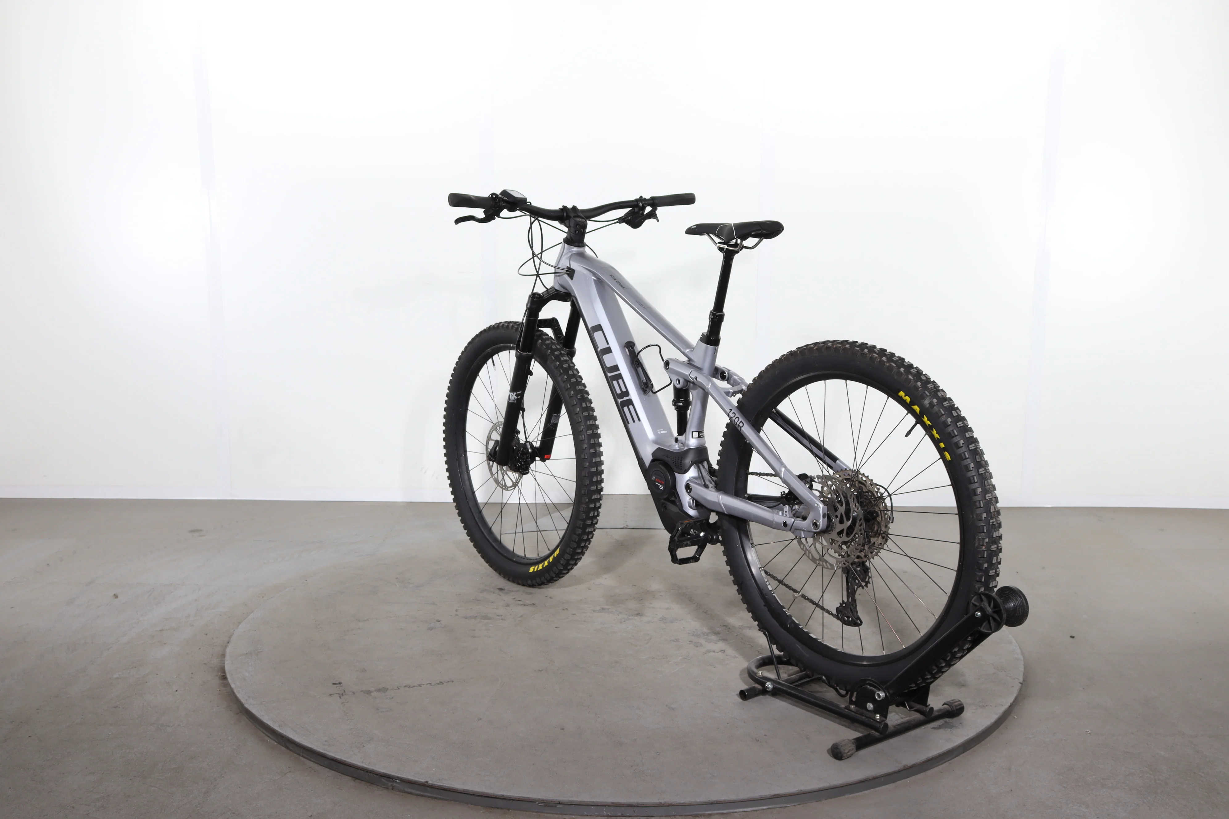Cube Stereo Hybrid 120 Race - Image 5
