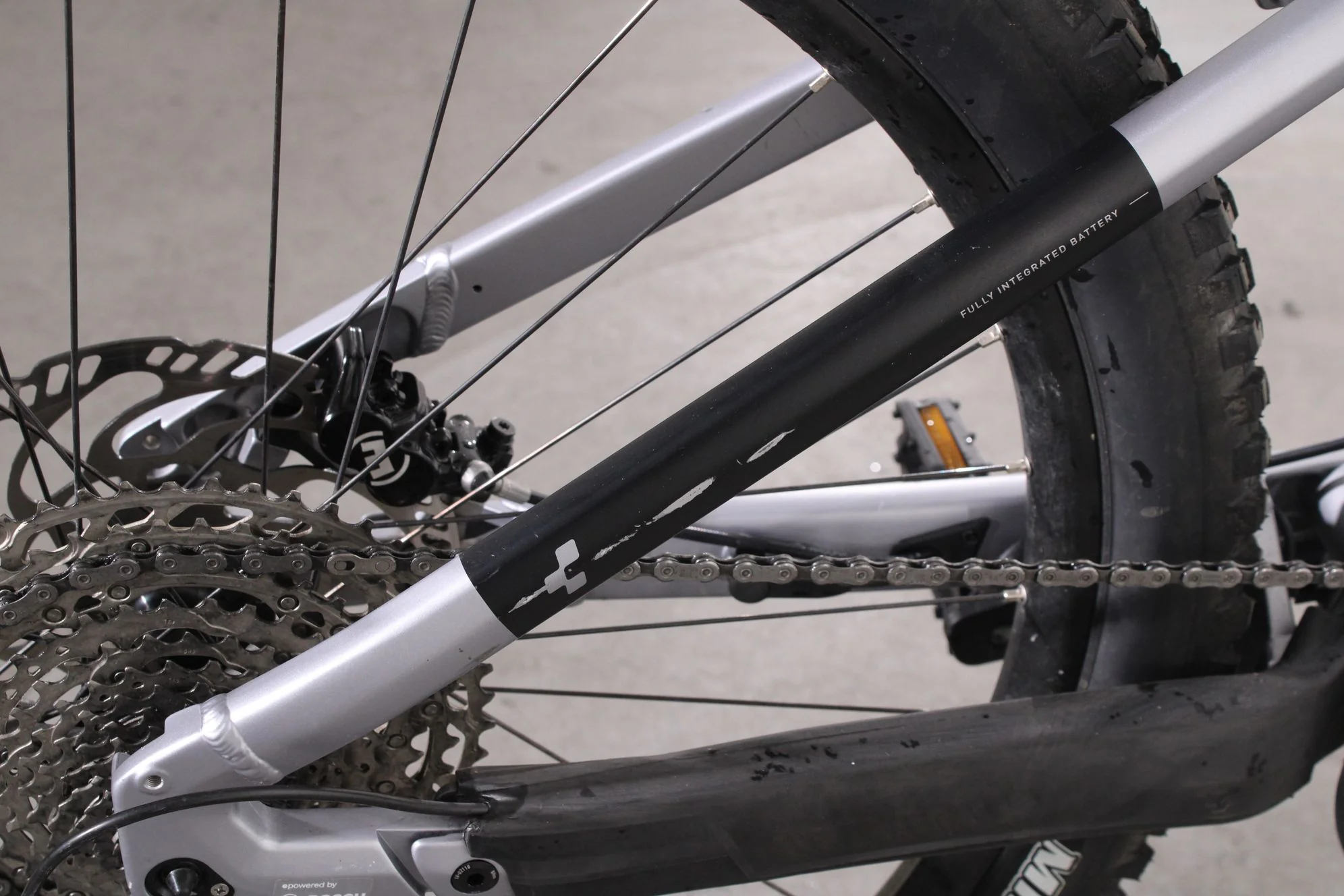 Cube Stereo Hybrid 120 Race - Image 9