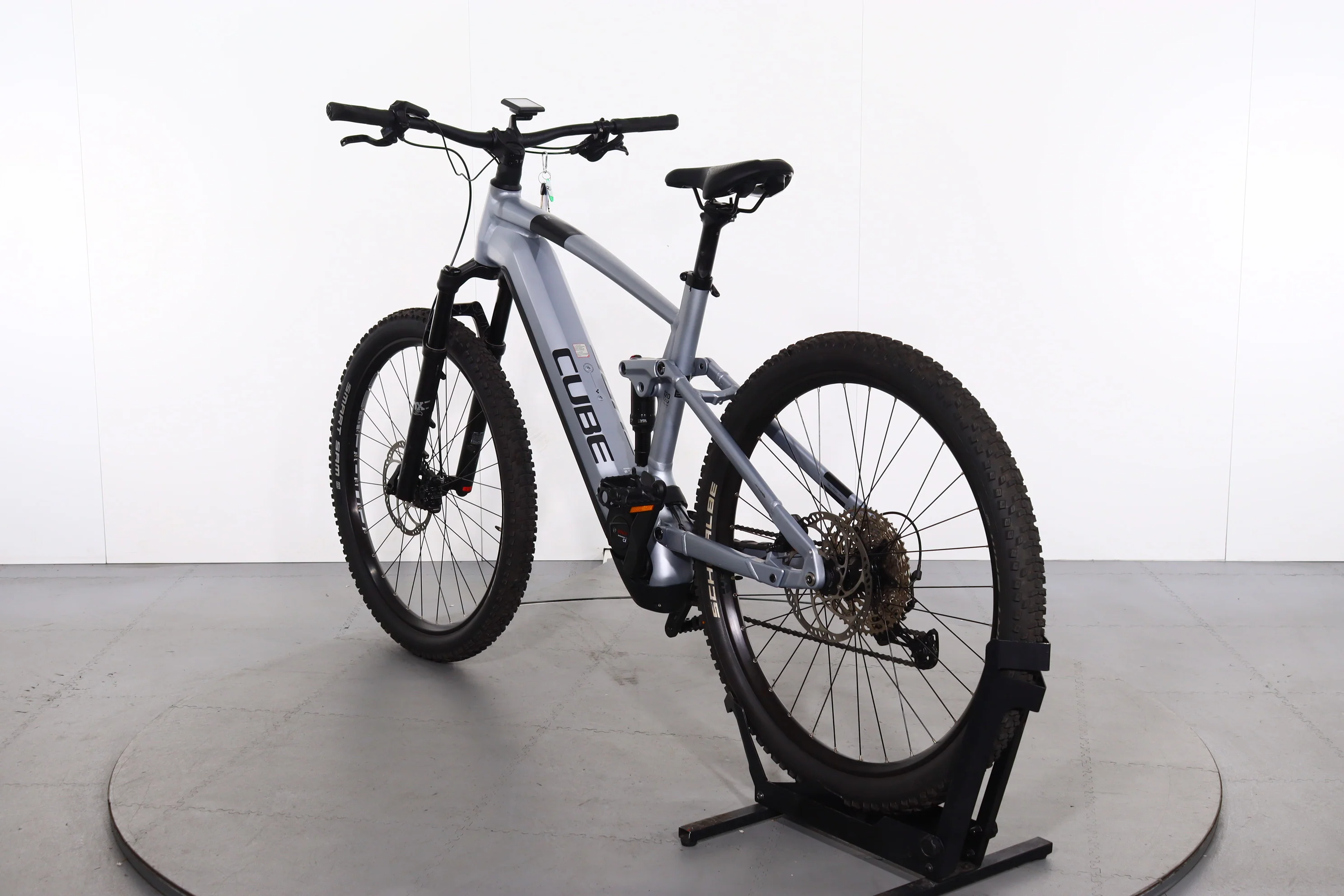 Cube Stereo Hybrid 120 Race - Image 5