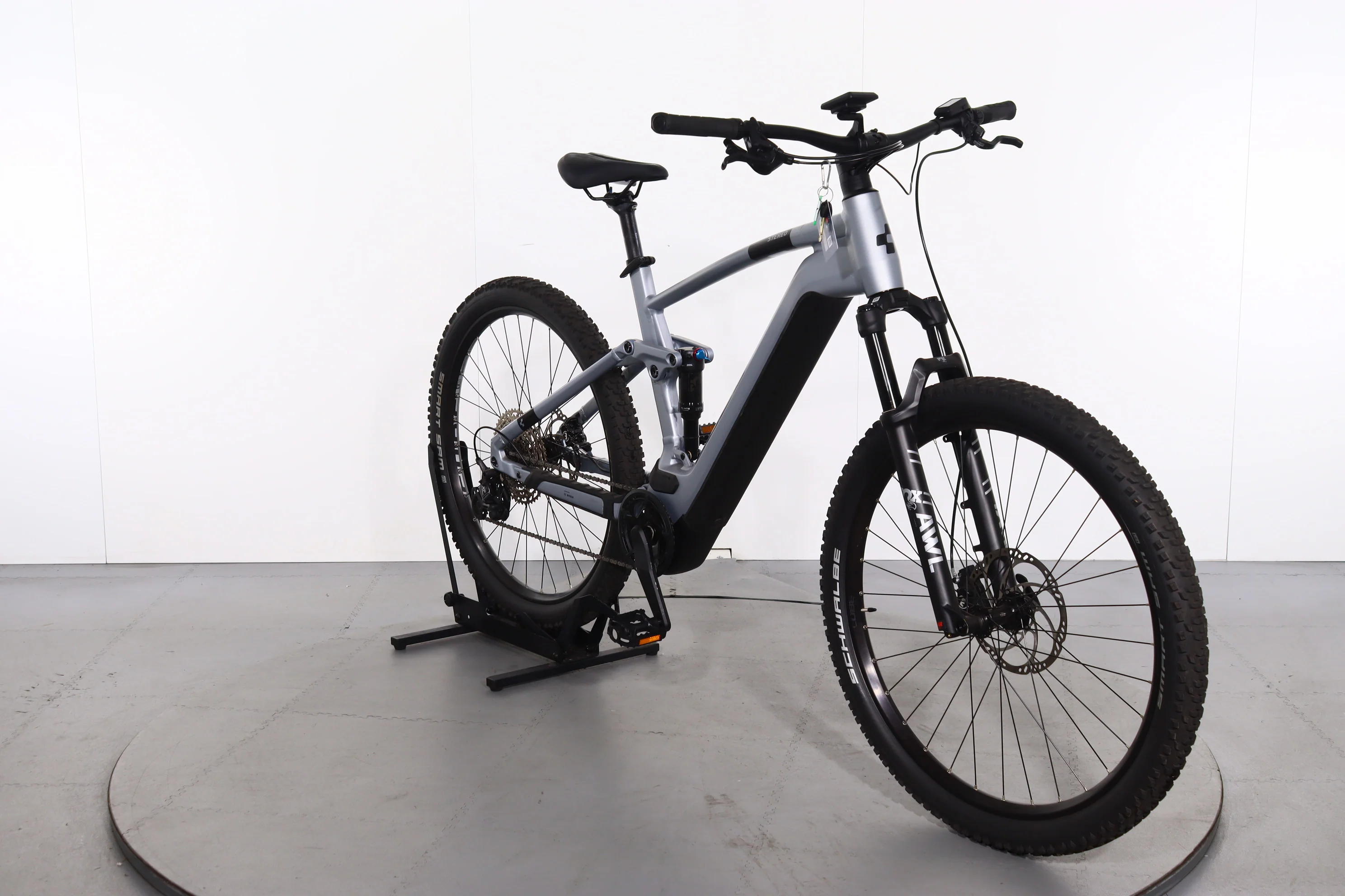 Cube Stereo Hybrid 120 Race - Image 6