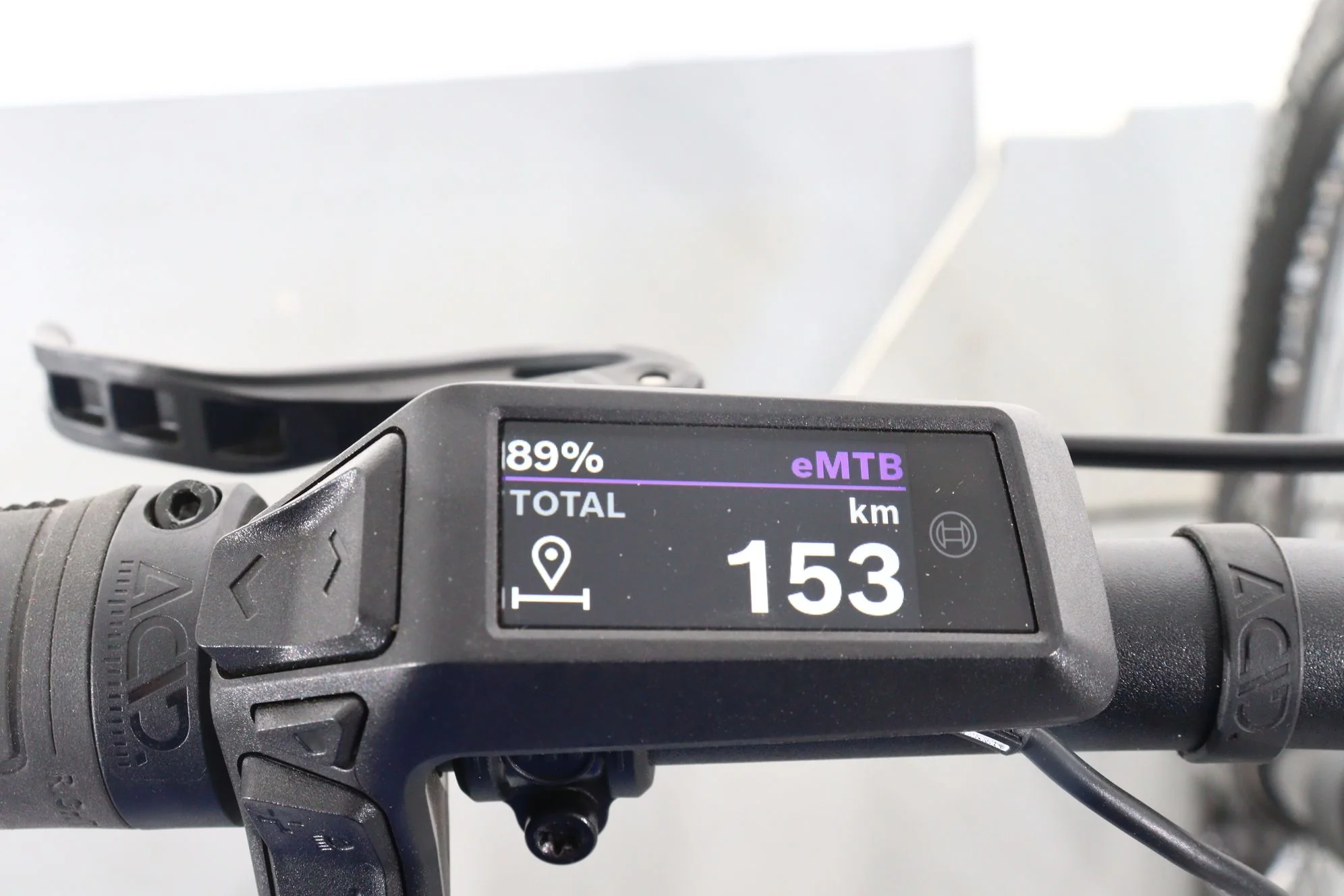 Cube Stereo Hybrid 120 Race - Image 8