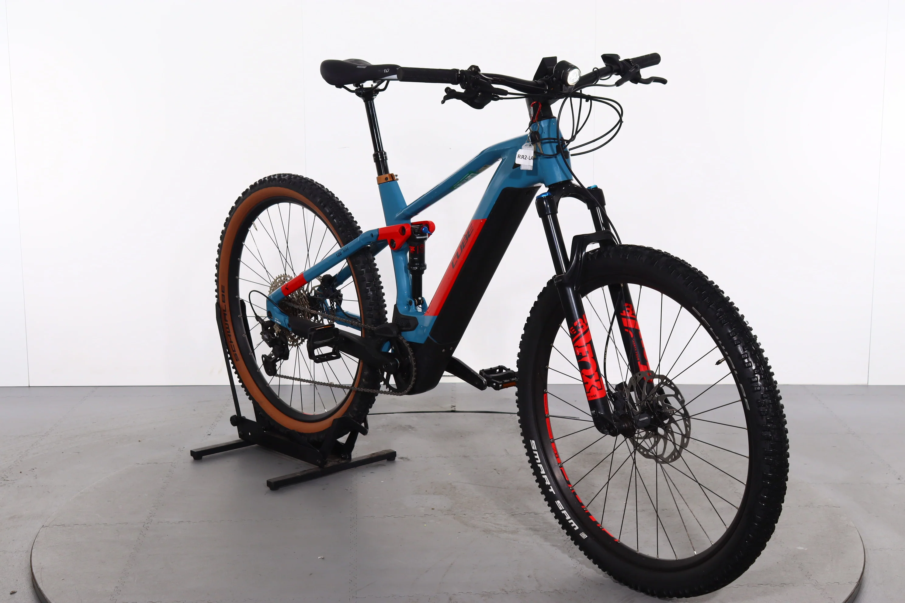 Cube Stereo Hybrid 120 Race - Image 5