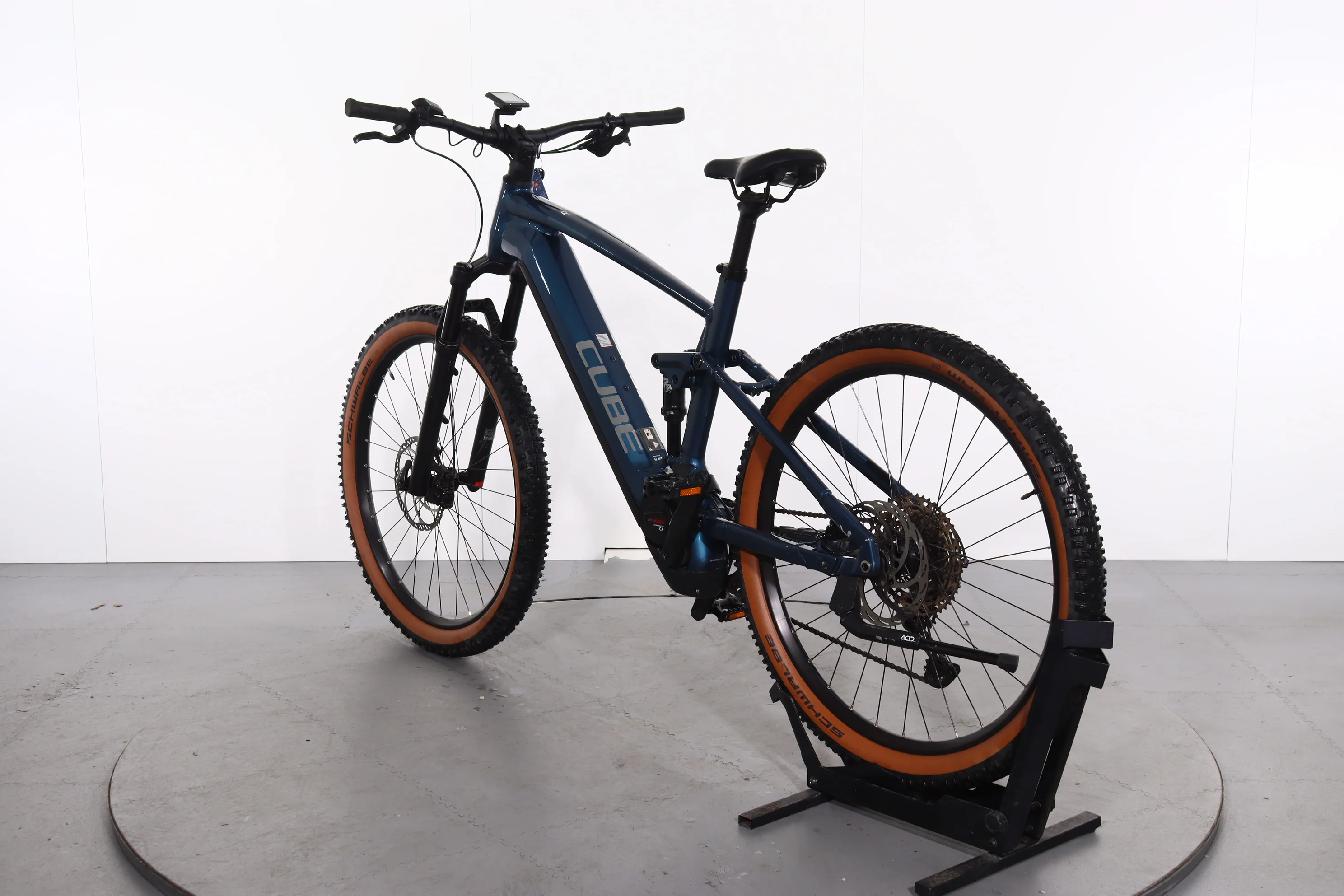 Cube Stereo Hybrid 120 Race - Image 6