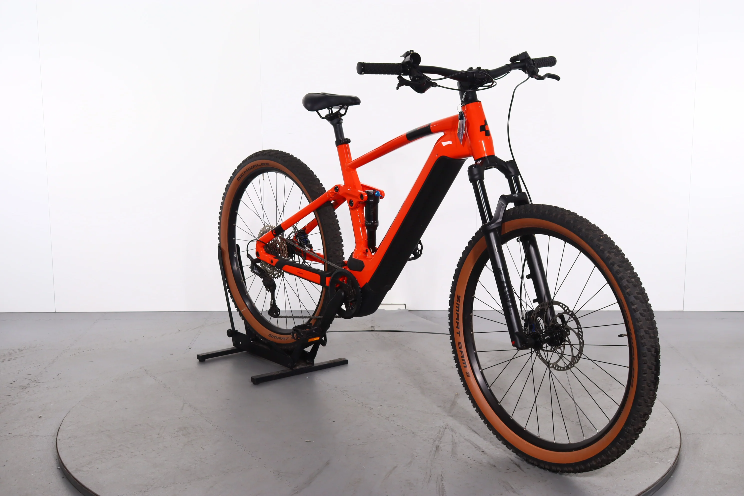 Cube Stereo Hybrid 120 Race - Image 4