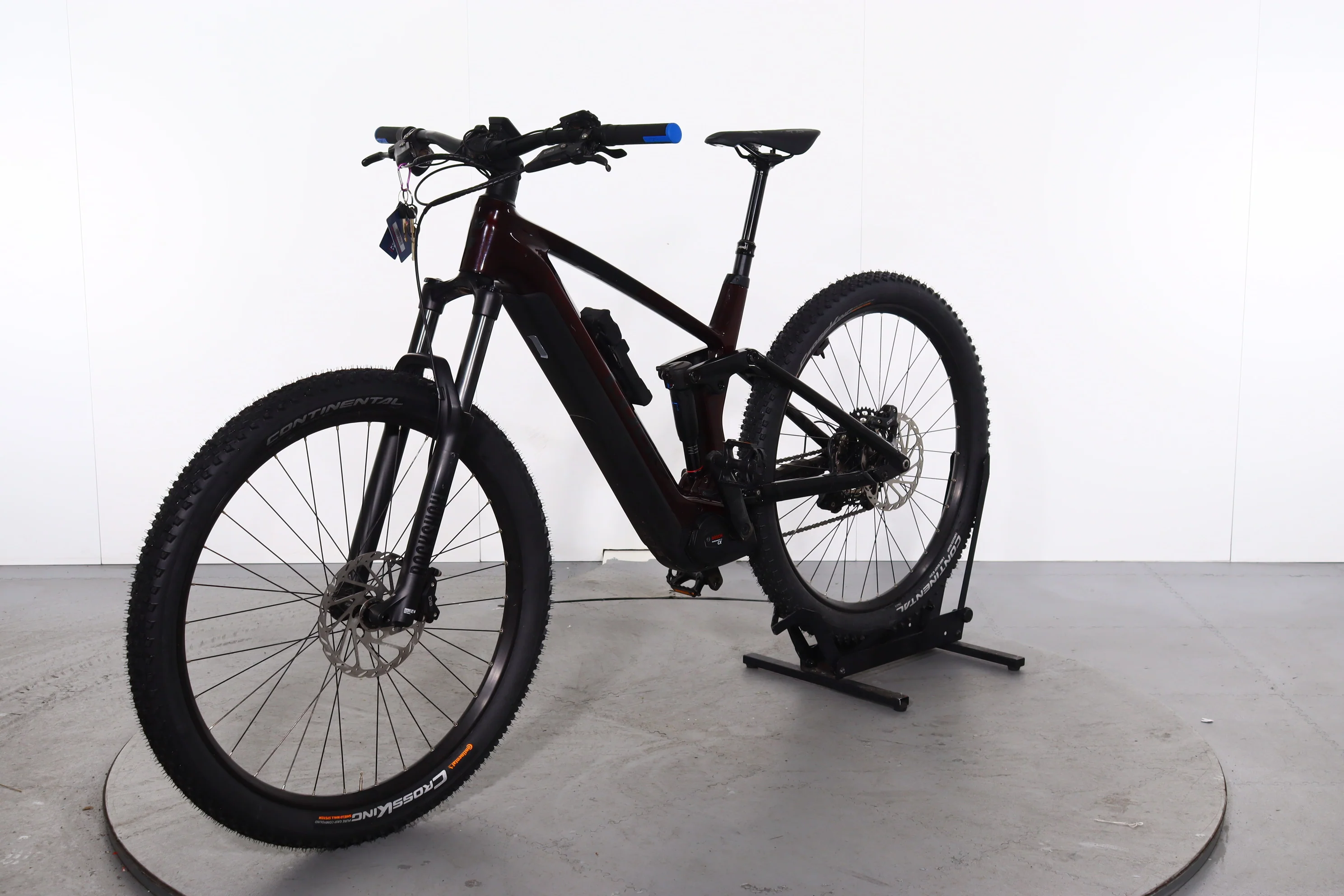 Cube Stereo Hybrid 140 Hpc Race - Image 4