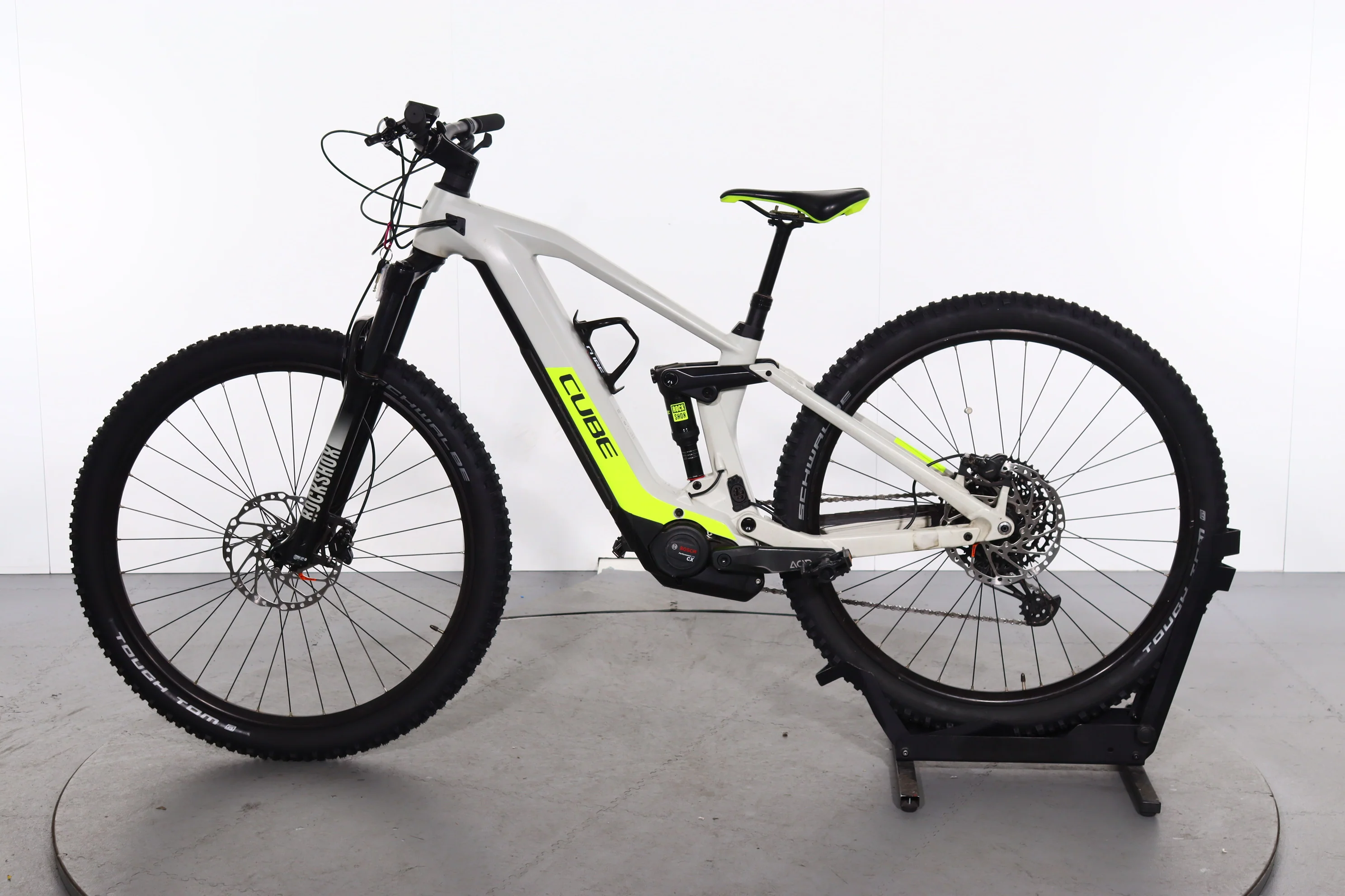 Cube Stereo Hybrid 140 Hpc Race - Image 4