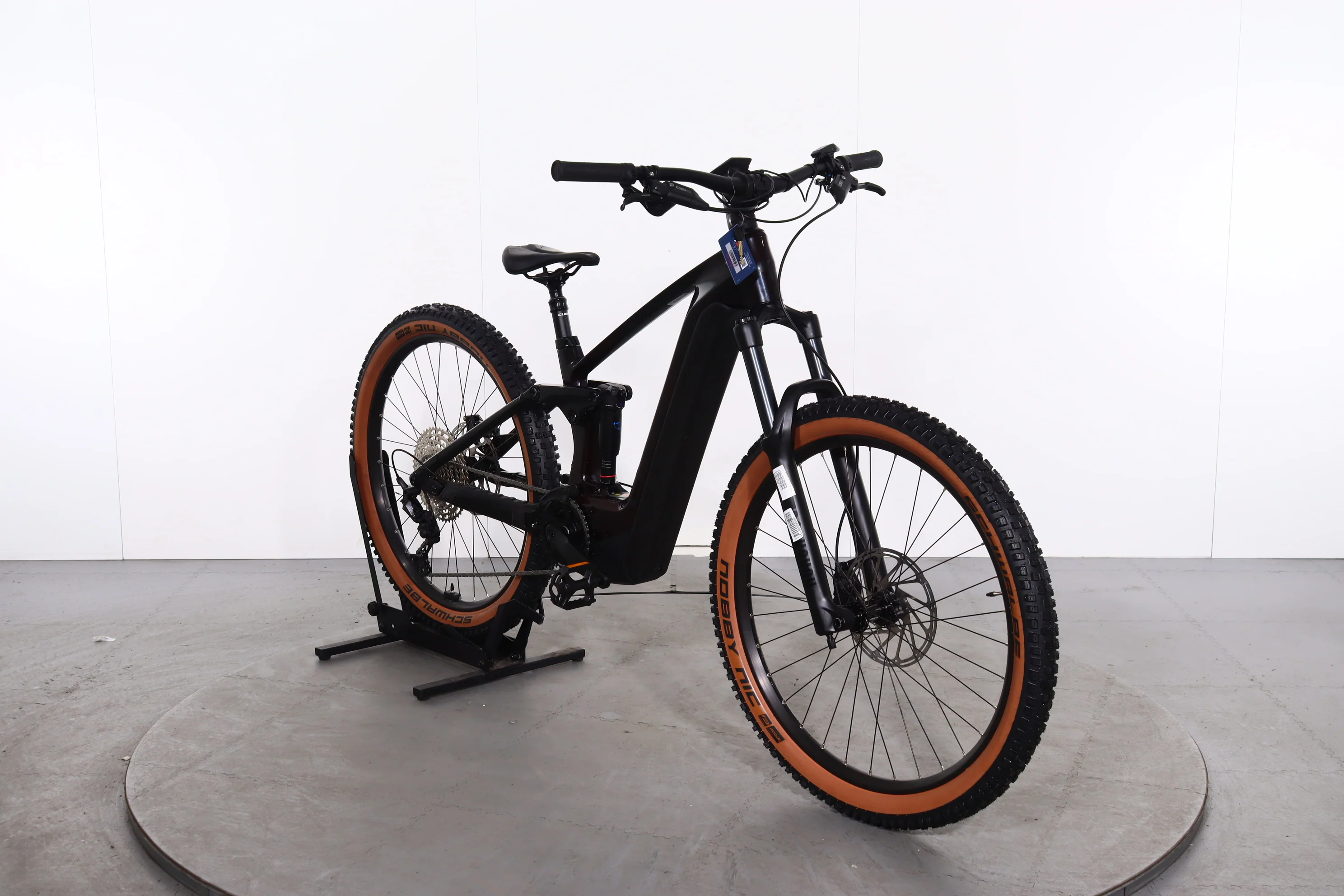 Cube Stereo Hybrid 140 Hpc Race - Image 2