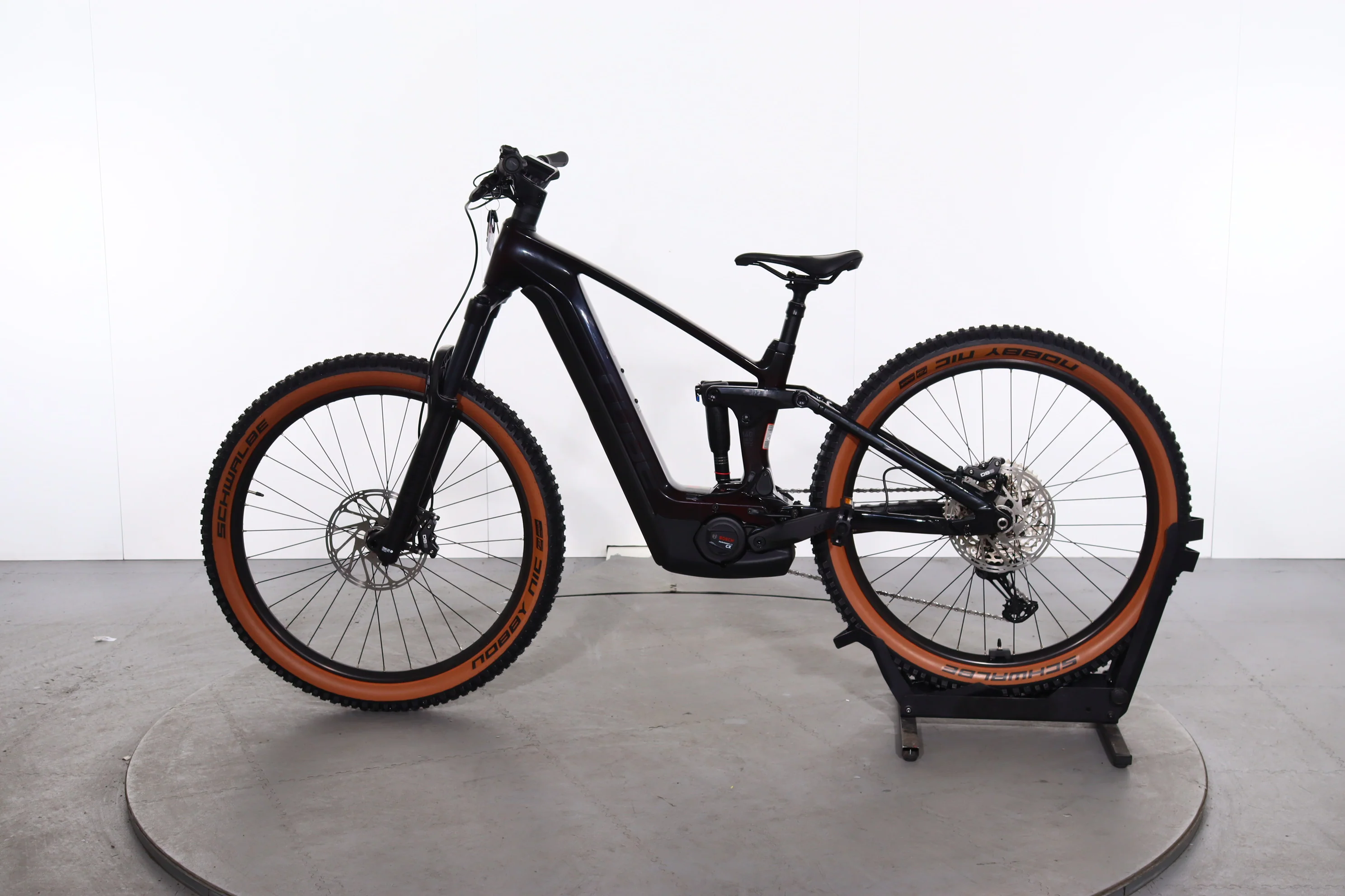 Cube Stereo Hybrid 140 Hpc Race - Image 4