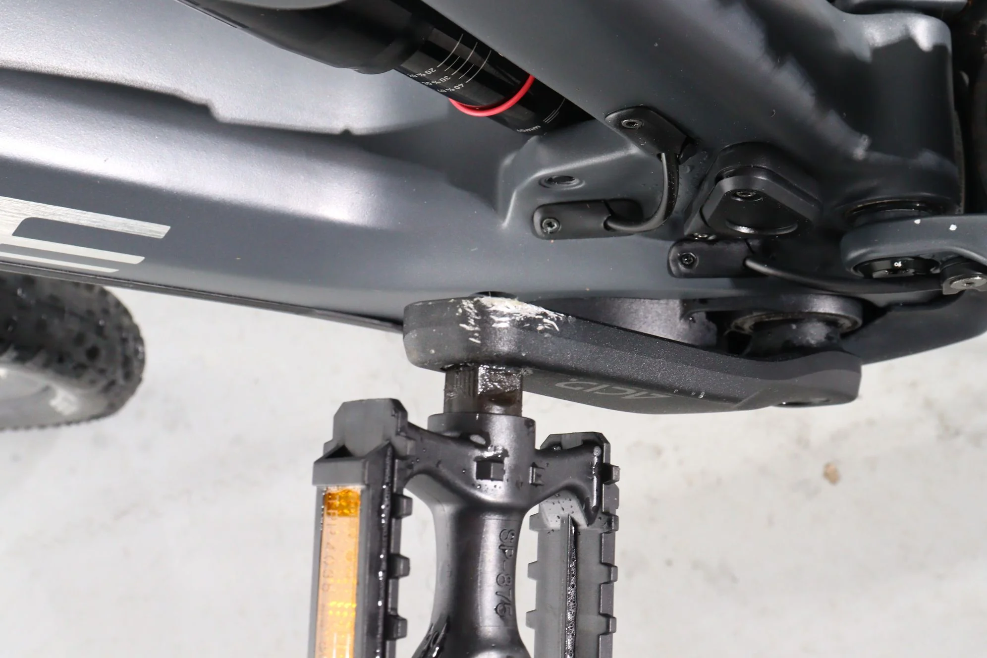 Cube Stereo Hybrid 140 Hpc Race - Image 10