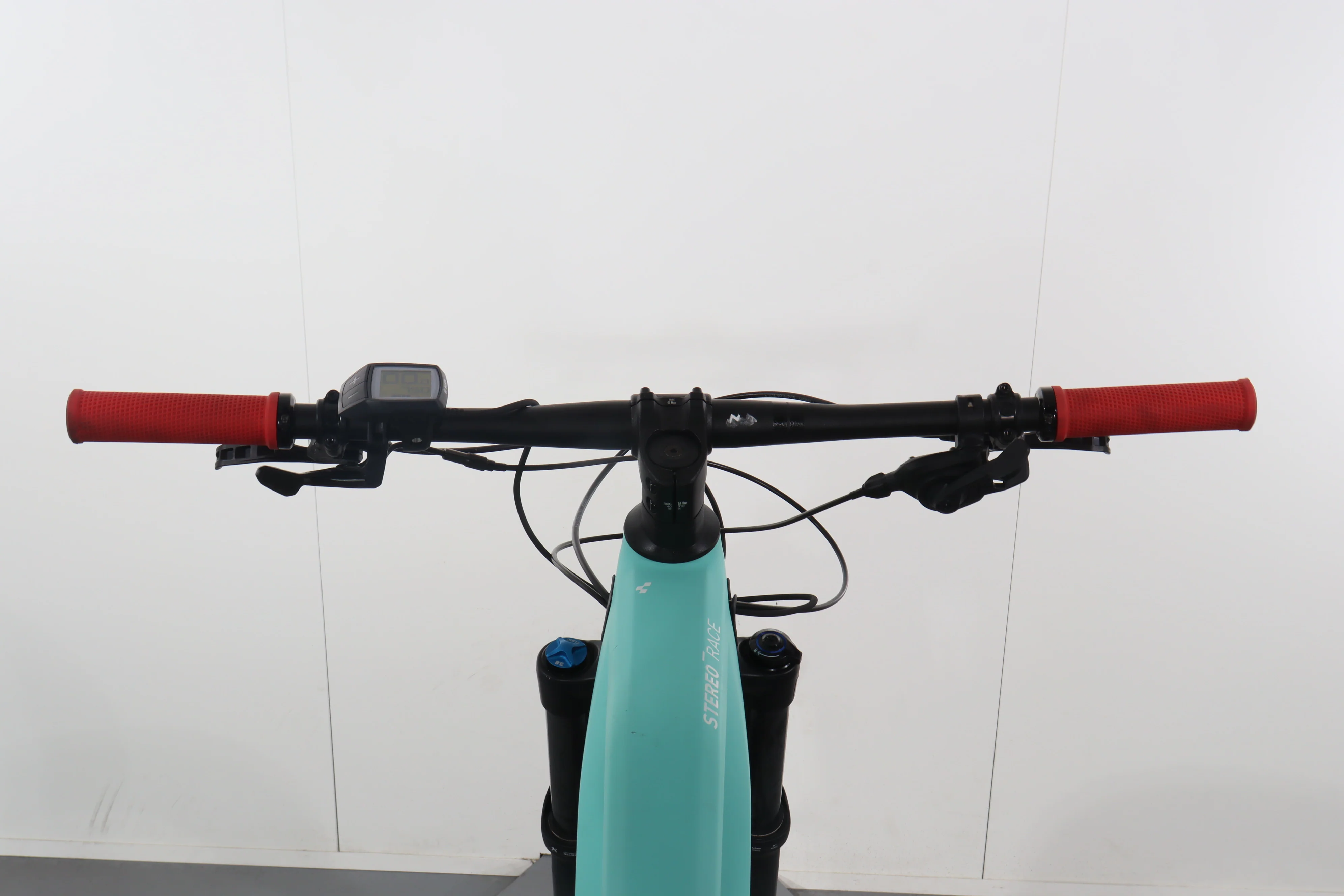 Cube Stereo Hybrid 140 HPC Race - Image 7