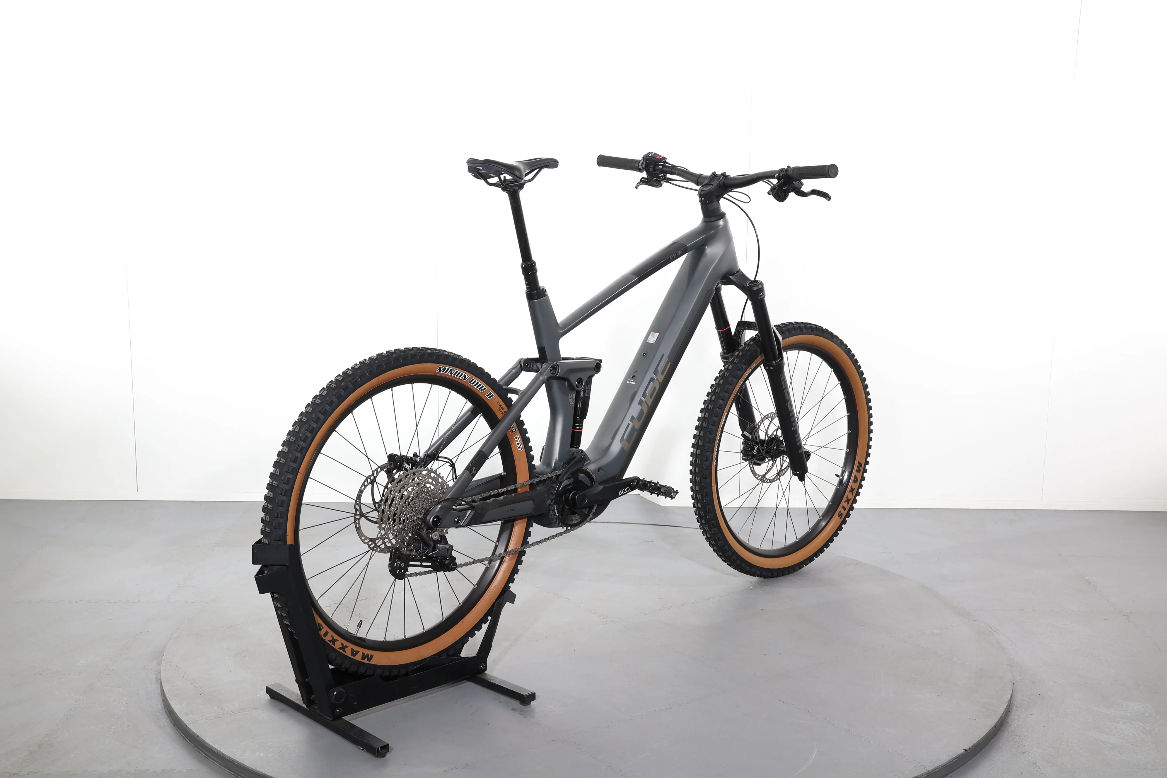 Cube Stereo Hybrid 160 HPC Race 625 - Image 6