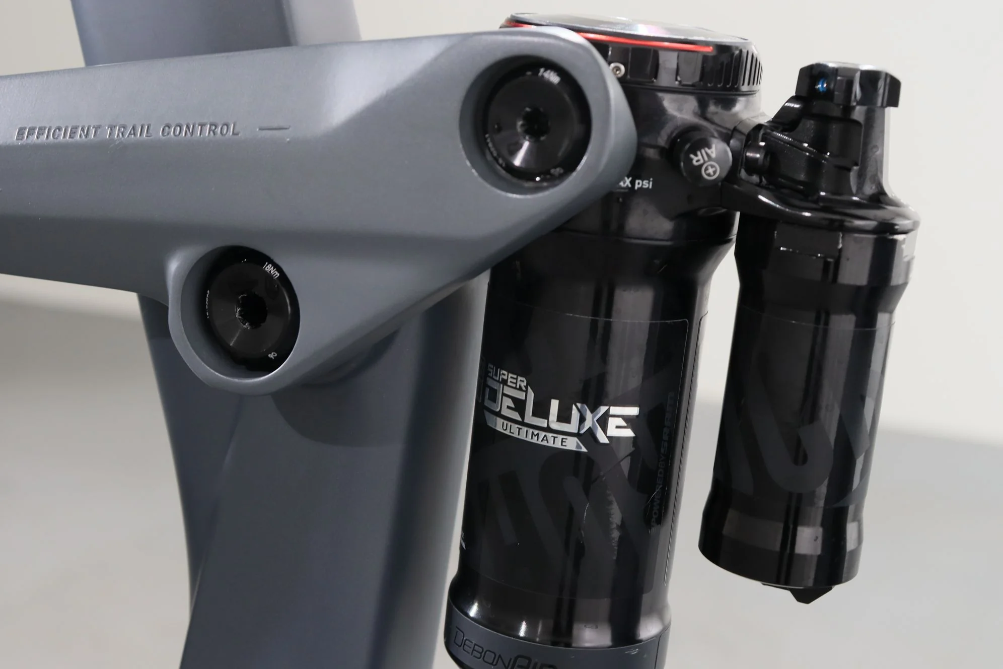 Cube Stereo Hybrid 160 HPC Race 625 - Image 10