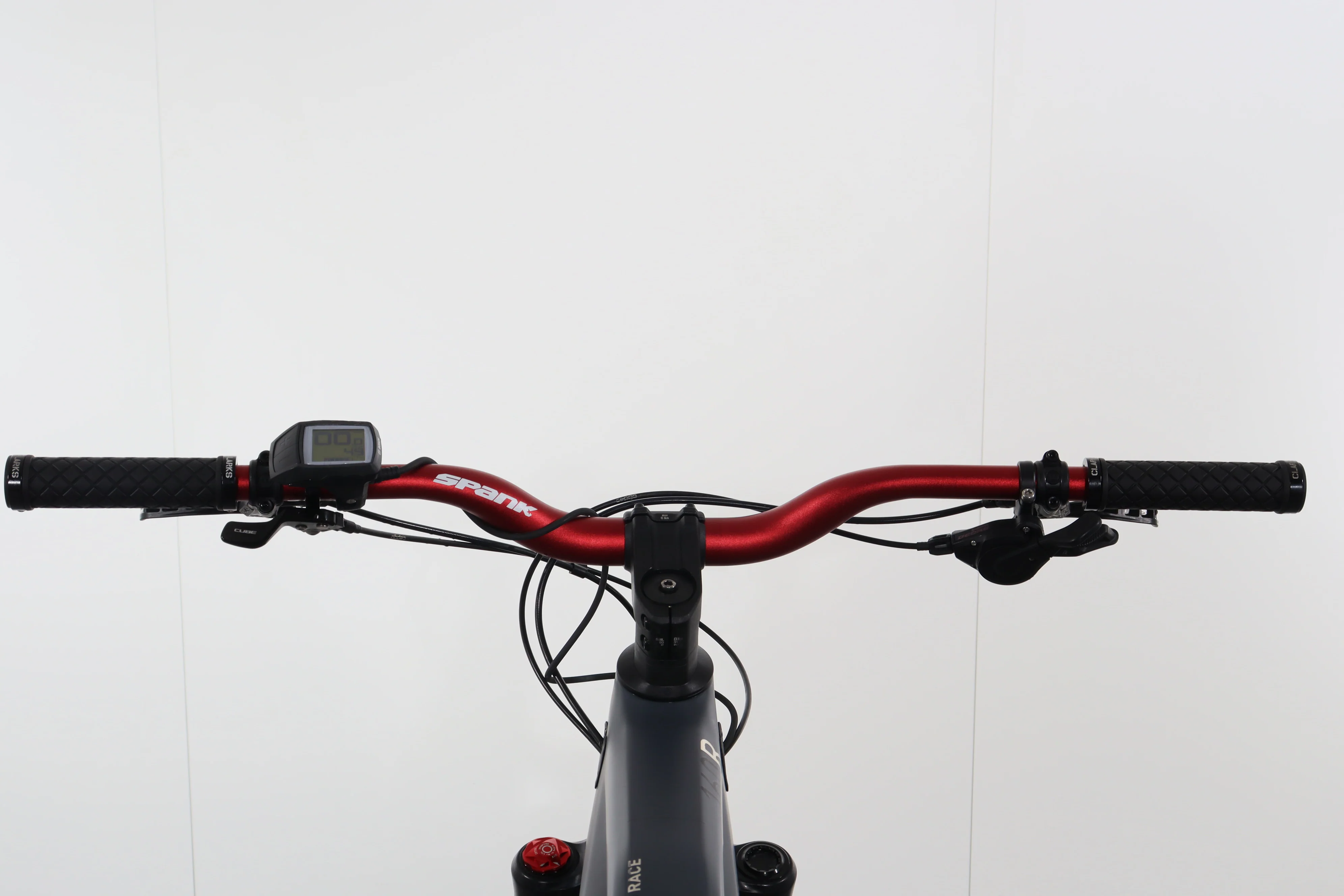 Cube Stereo Hybrid 160 HPC Race 625 - Image 7