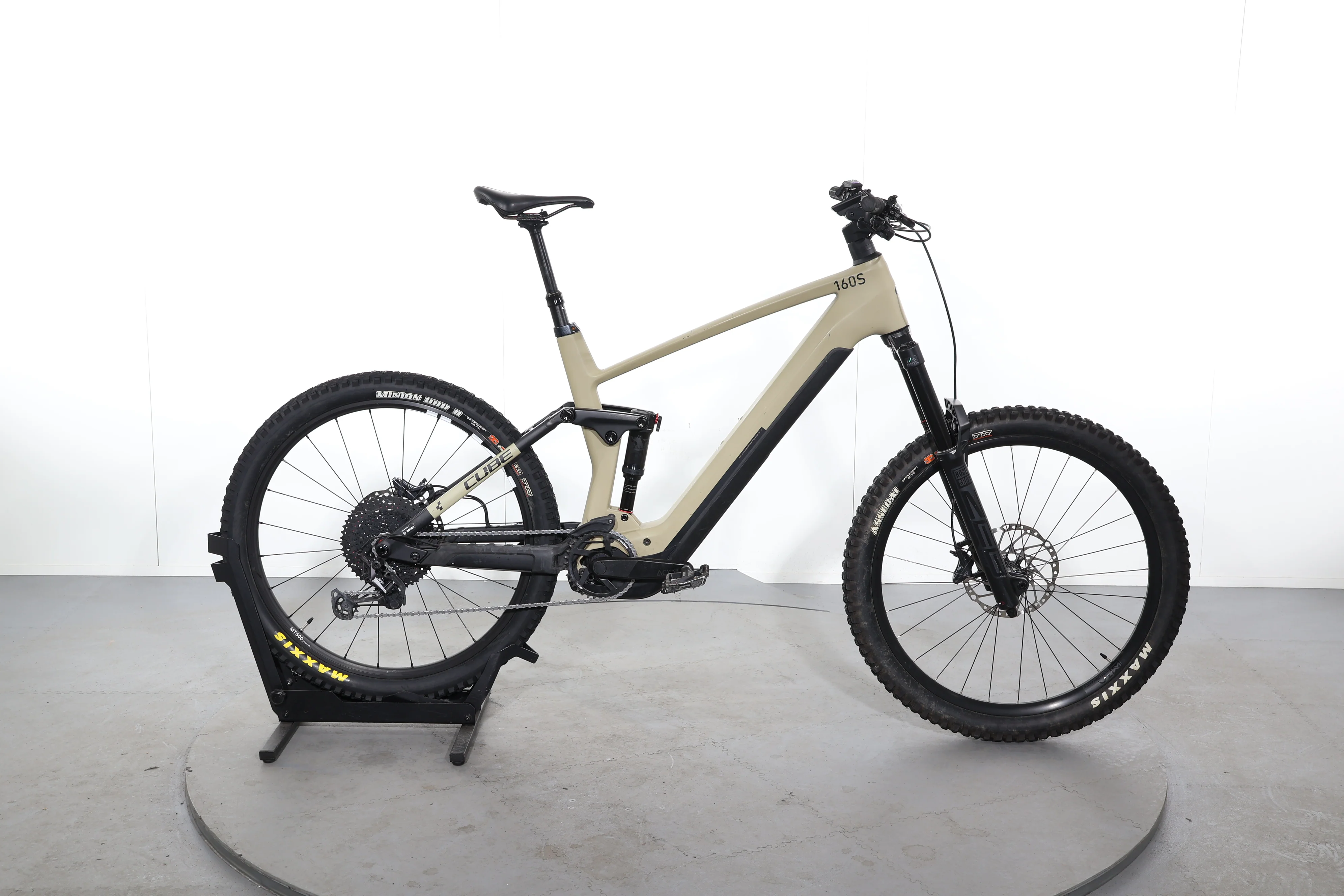 Cube Stereo Hybrid 160 HPC SL 750