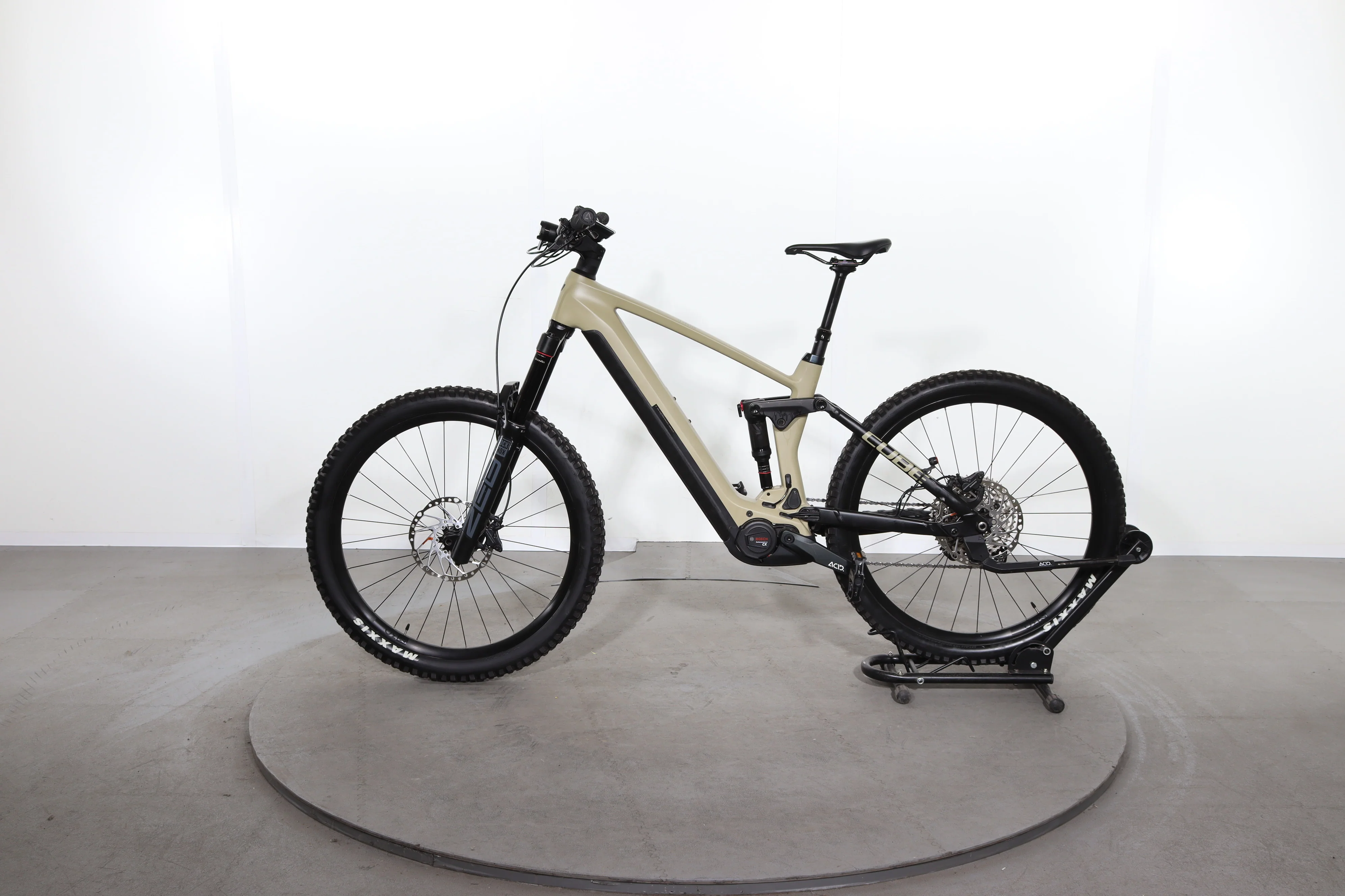 Cube Stereo Hybrid 160 HPC SL - Image 4