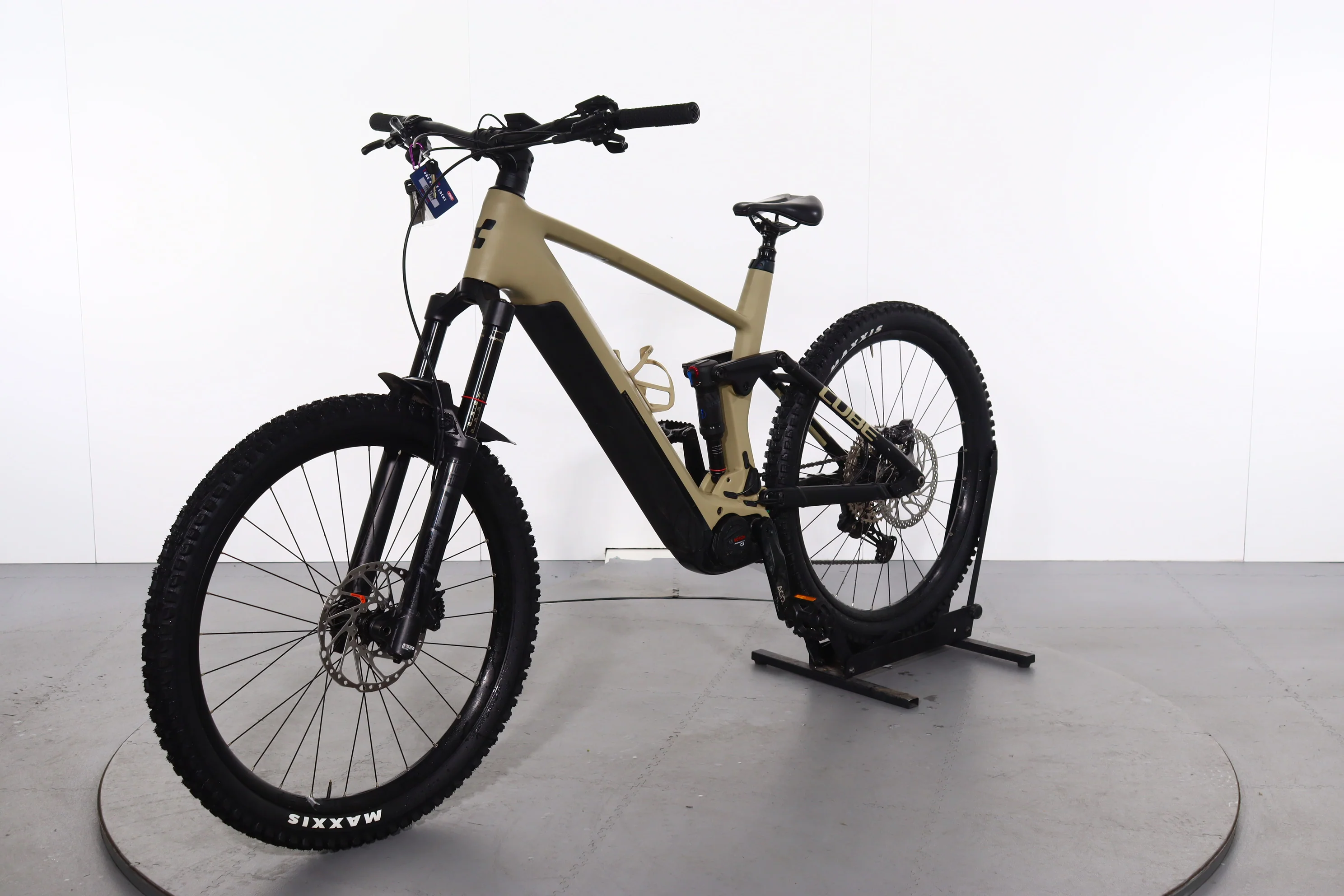 Cube Stereo Hybrid 160 HPC SL - Image 4