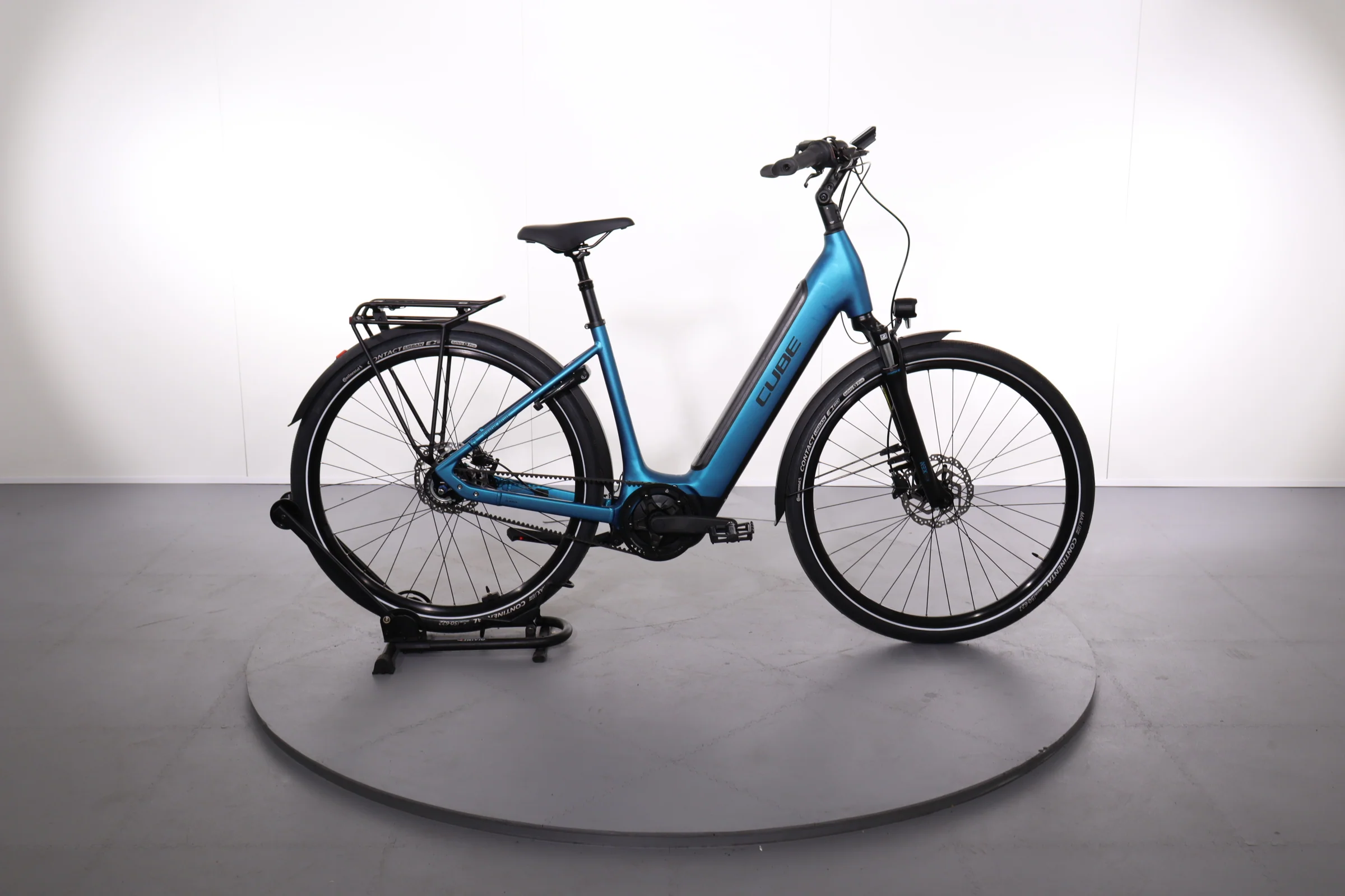 Cube SUPREME HYBRID DELUXE ONE 625