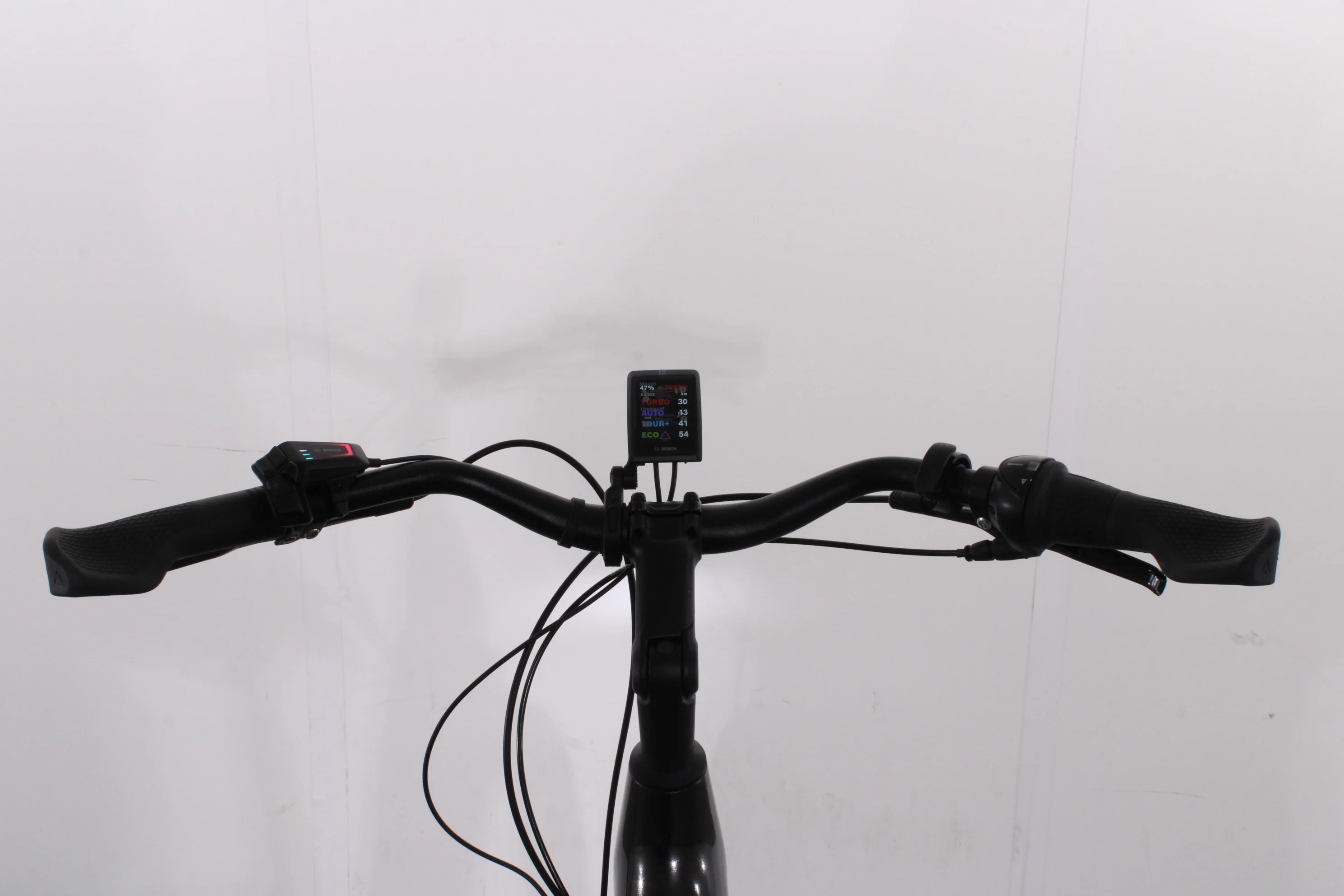 Cube Supreme Hybrid Deluxe One - Image 7