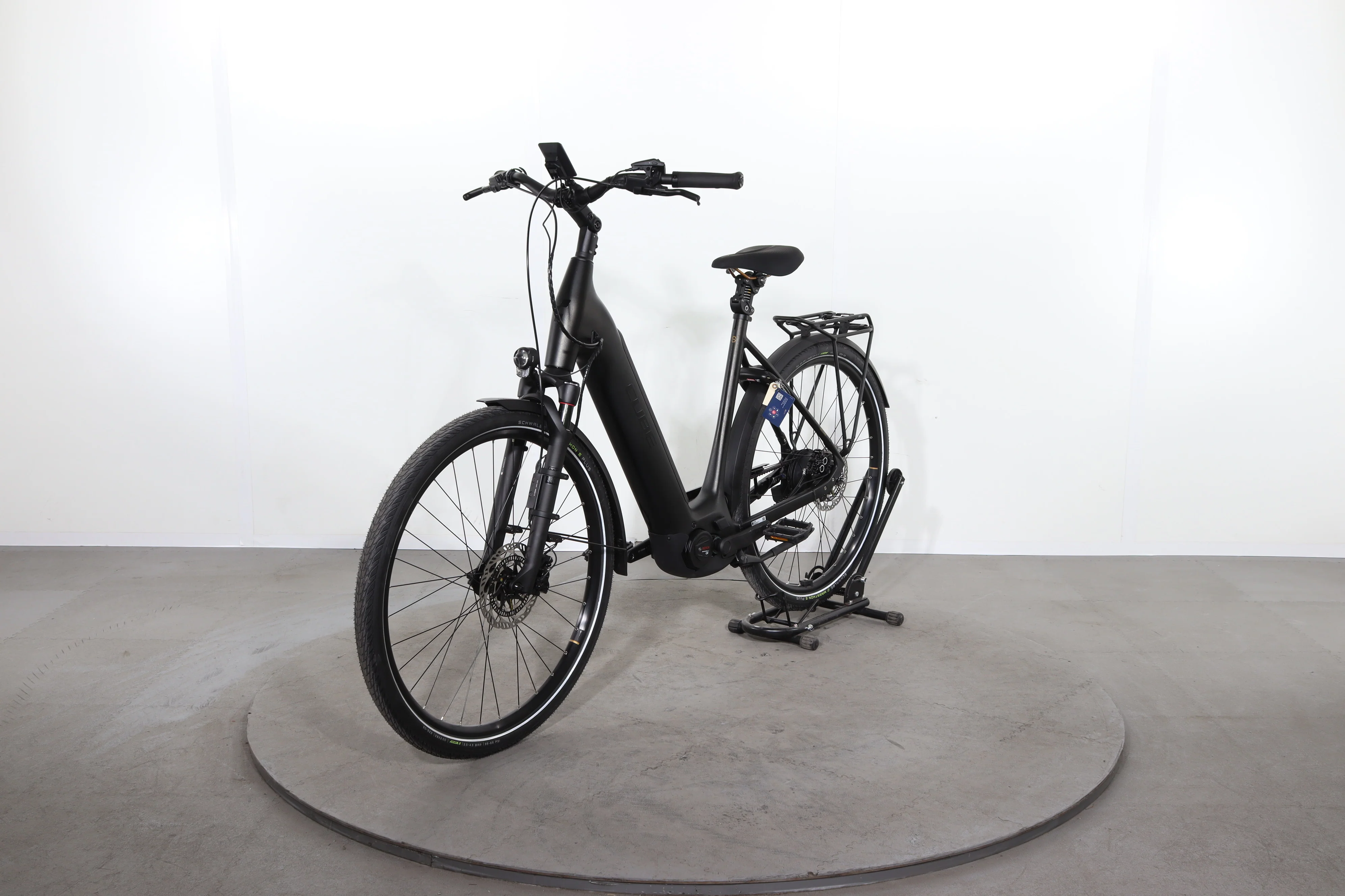 Cube Supreme Hybrid Deluxe SLT - Image 3
