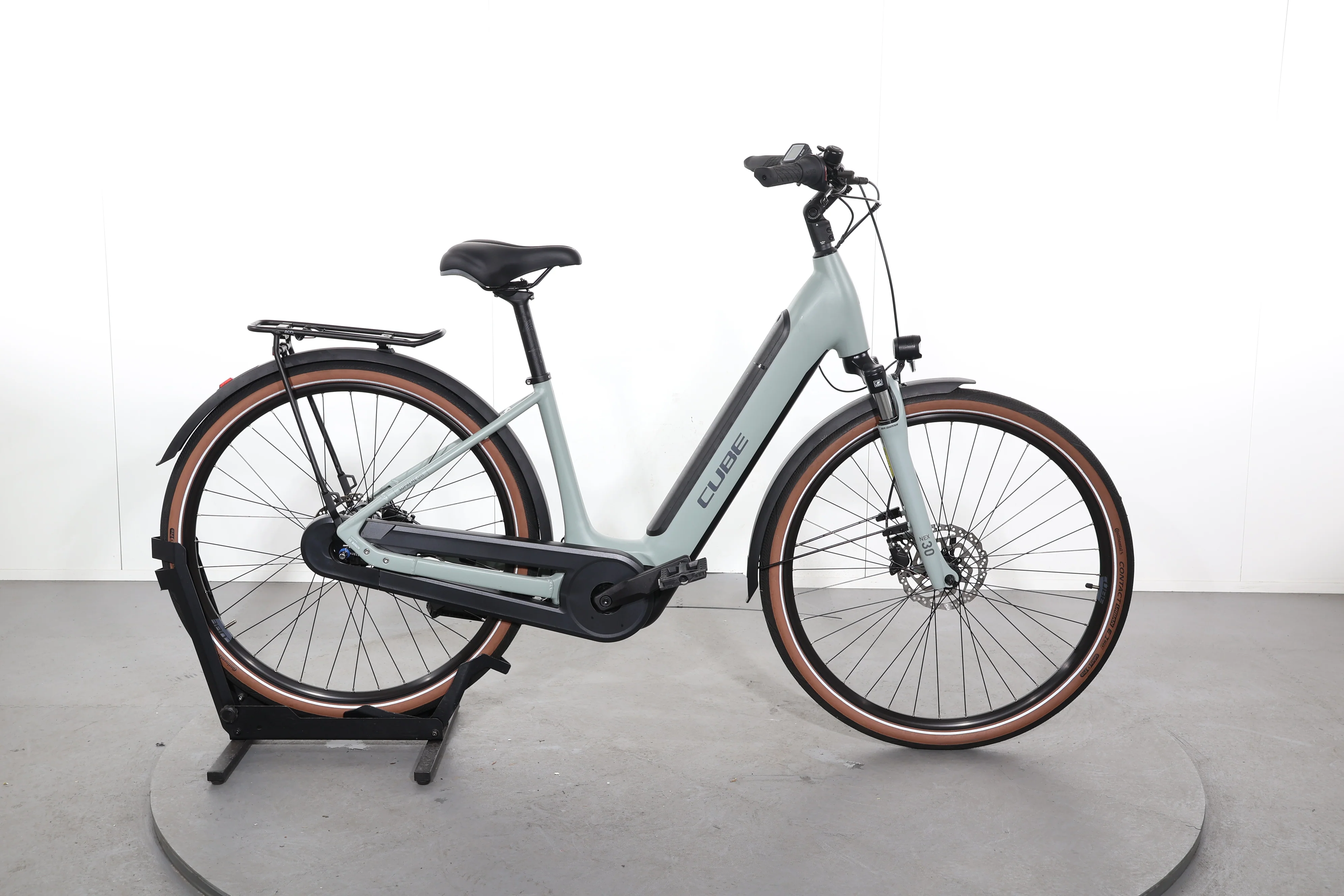 Cube Supreme Hybrid One 400