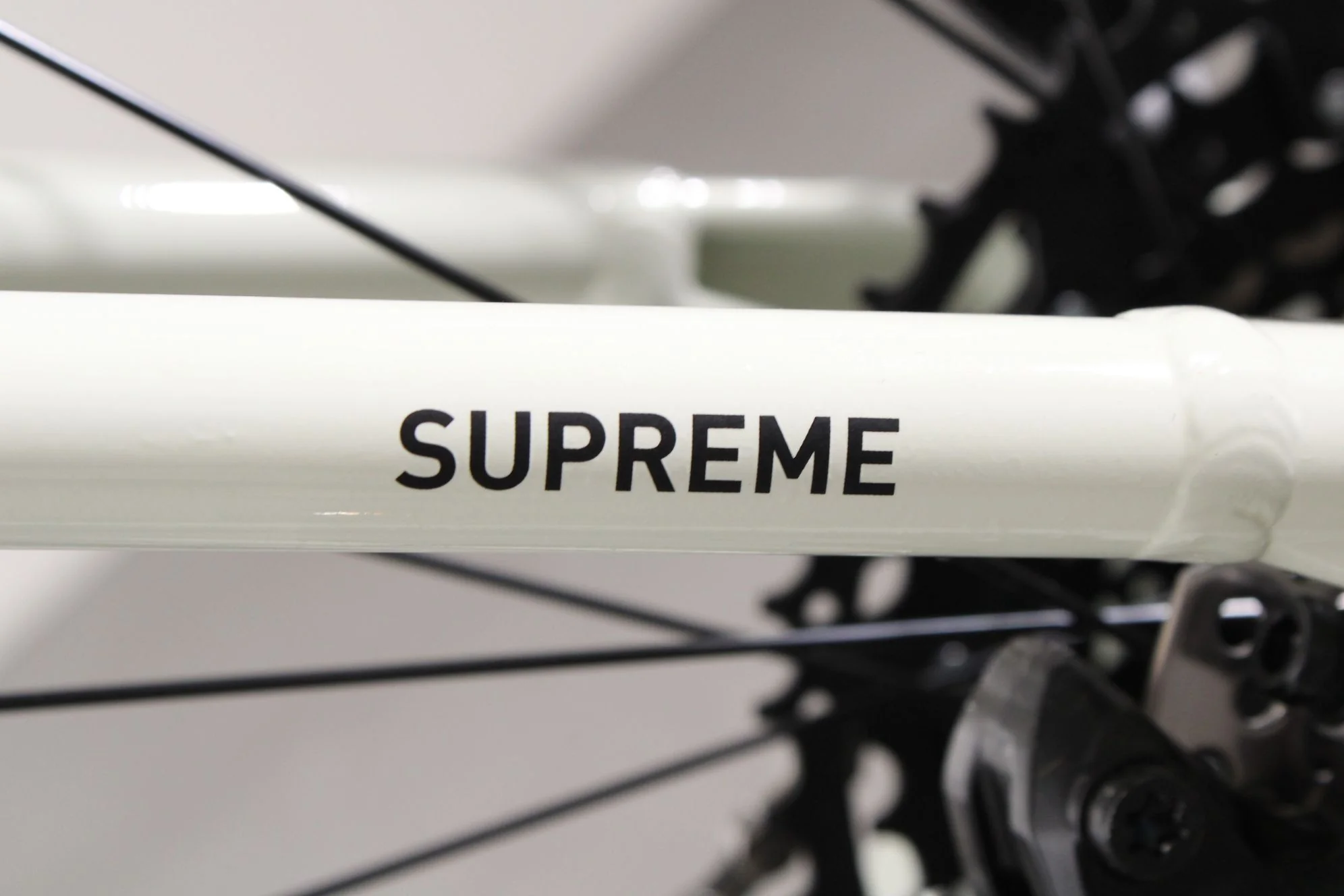 Cube Supreme Hybrid One - Image 11