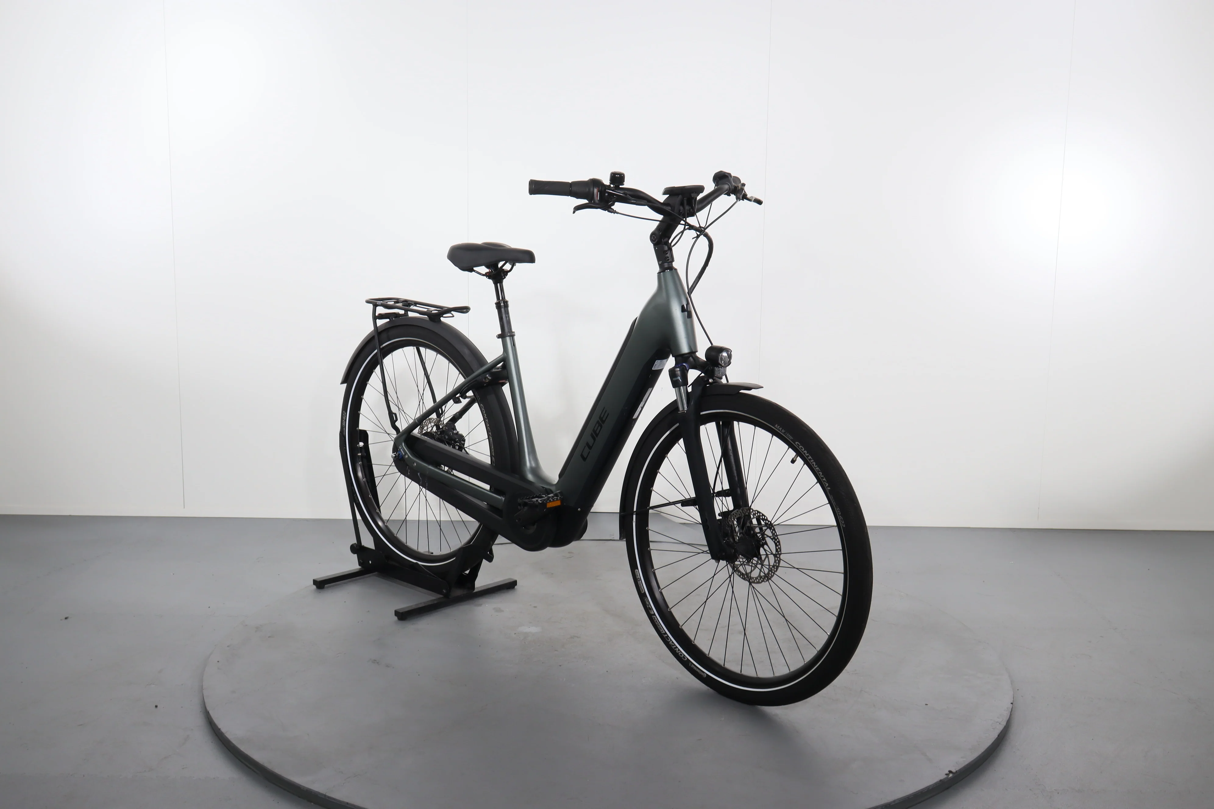Cube Supreme Hybrid Pro 625 - Image 2